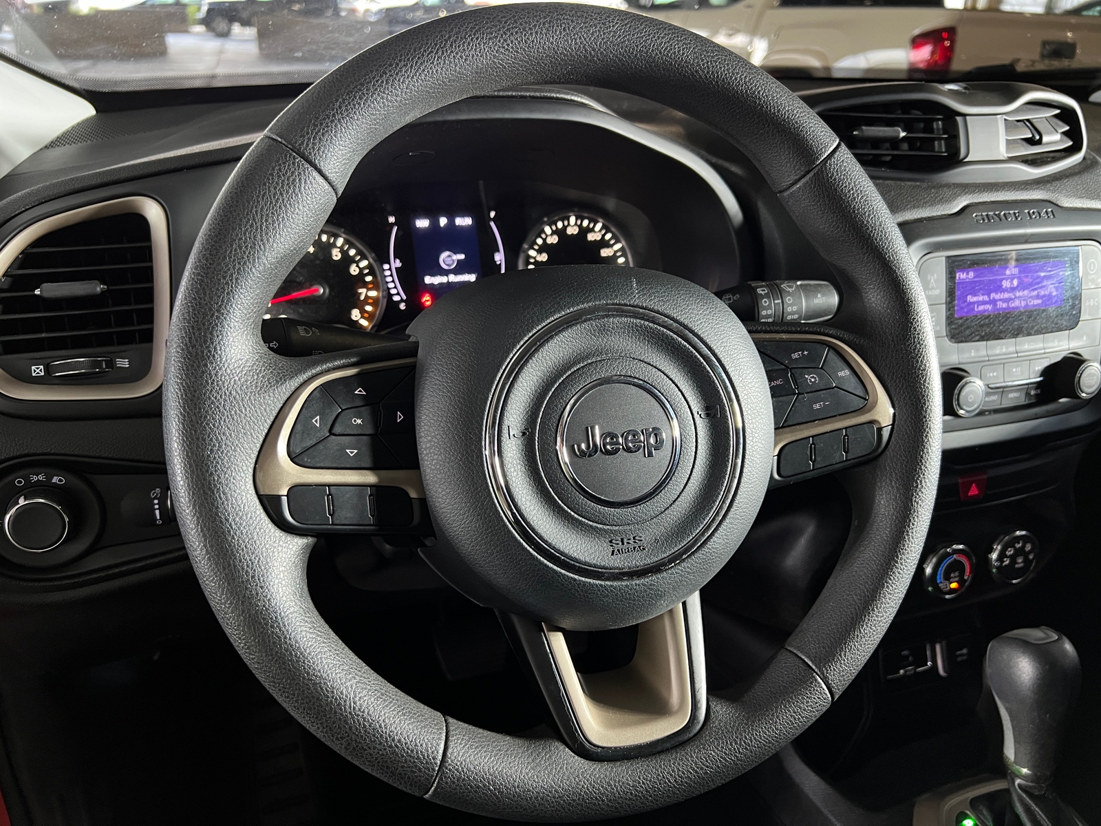 Thumbnail: 2017 Jeep Renegade - 5