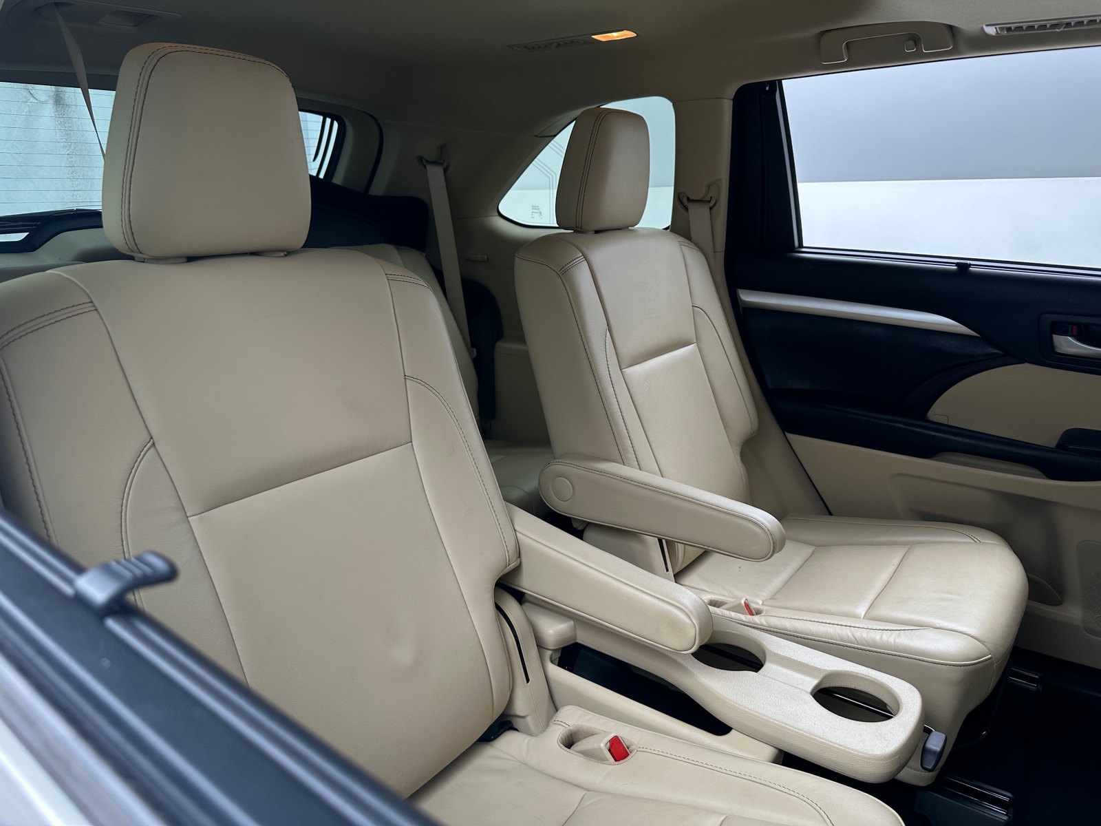 Thumbnail: 2018 Toyota Highlander - 5