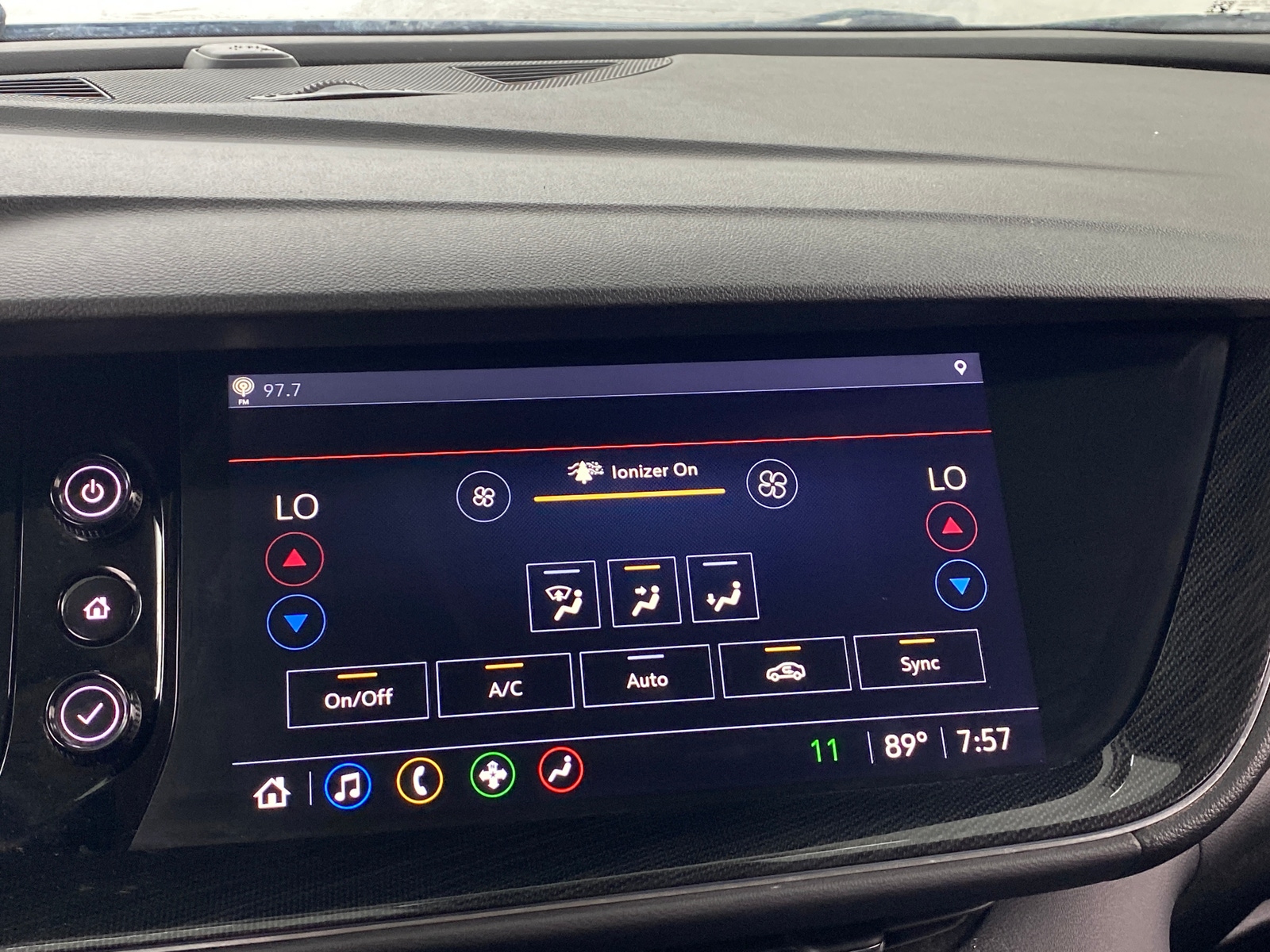 Thumbnail: 2021 Buick Envision - 3