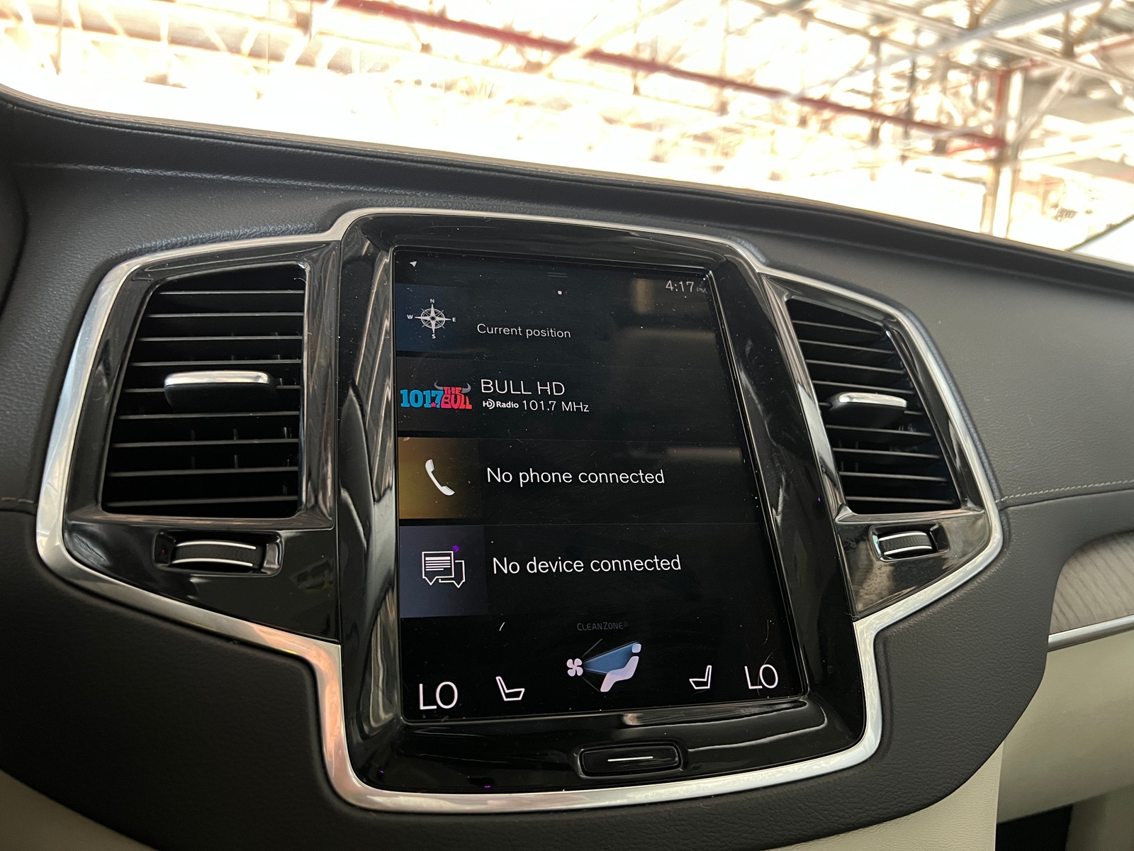 Thumbnail: 2022 Volvo XC90 - 3