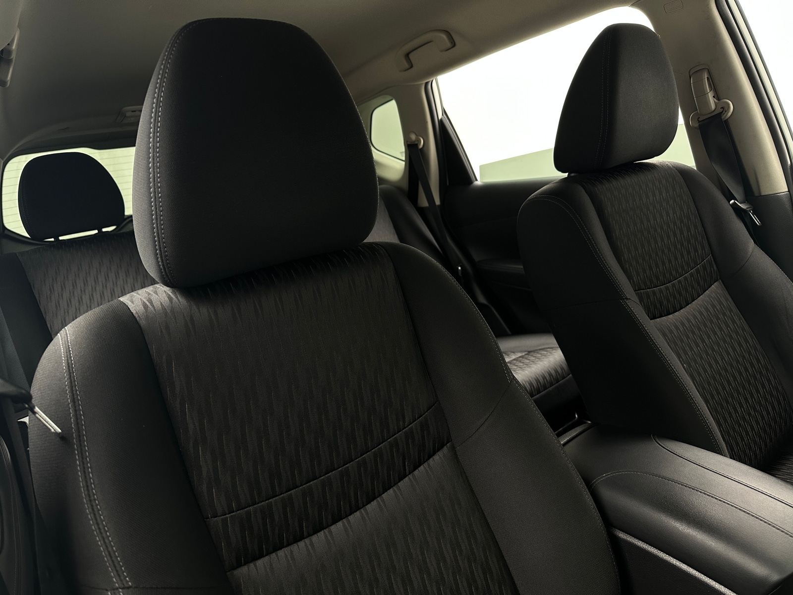 Thumbnail: 2019 Nissan Rogue - 2