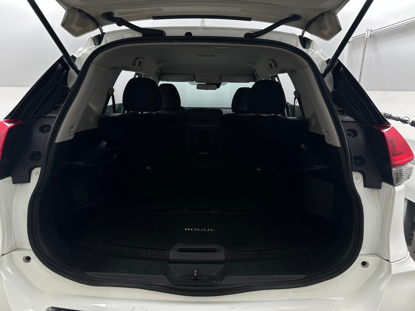 Thumbnail: 2019 Nissan Rogue - 7