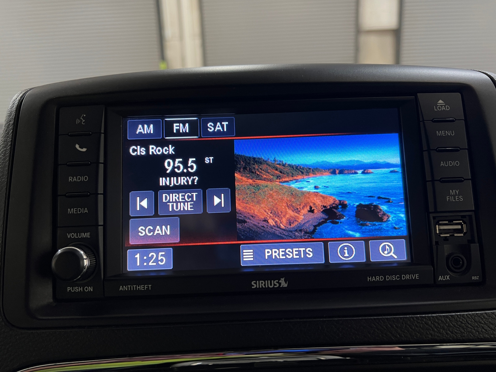 Thumbnail: 2018 Dodge Grand Caravan - 3