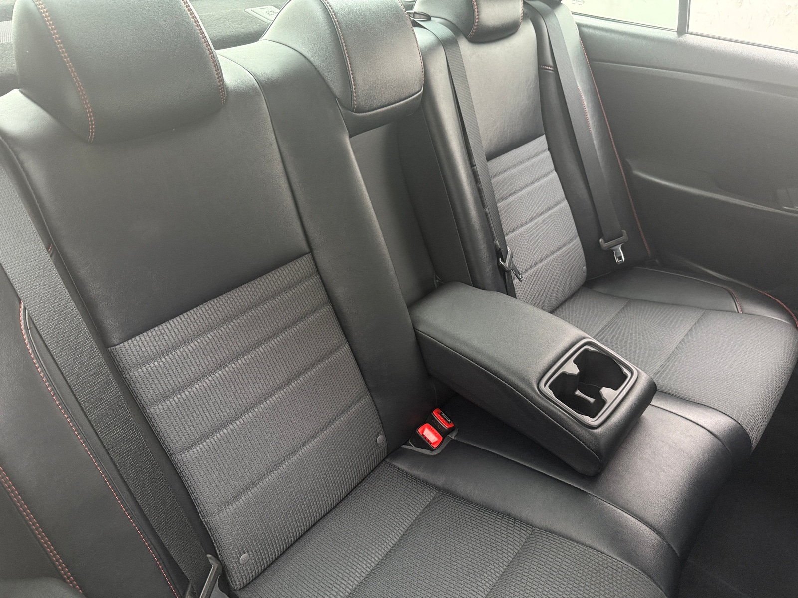 Thumbnail: 2016 Toyota Camry - 6