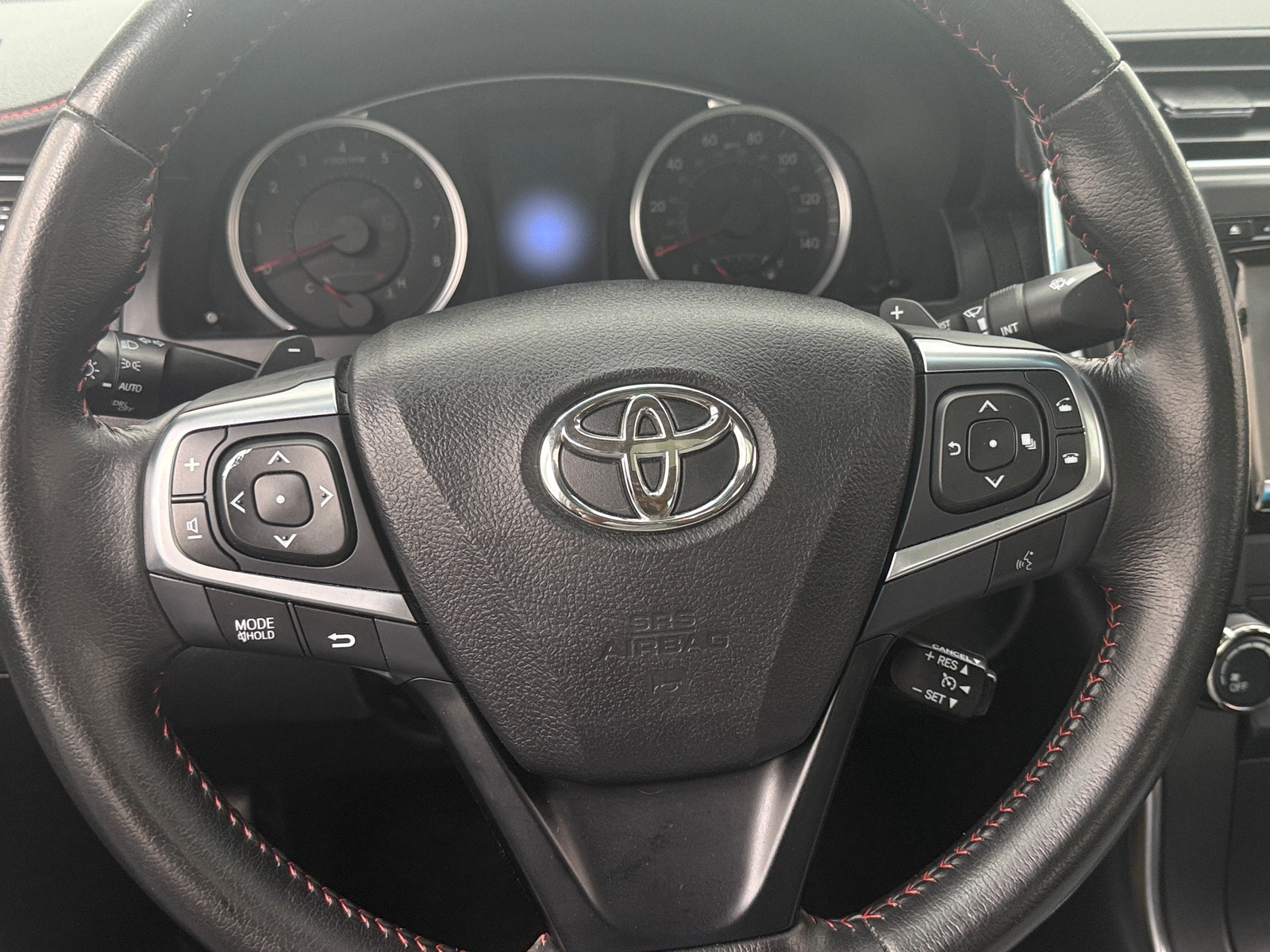 Thumbnail: 2016 Toyota Camry - 5