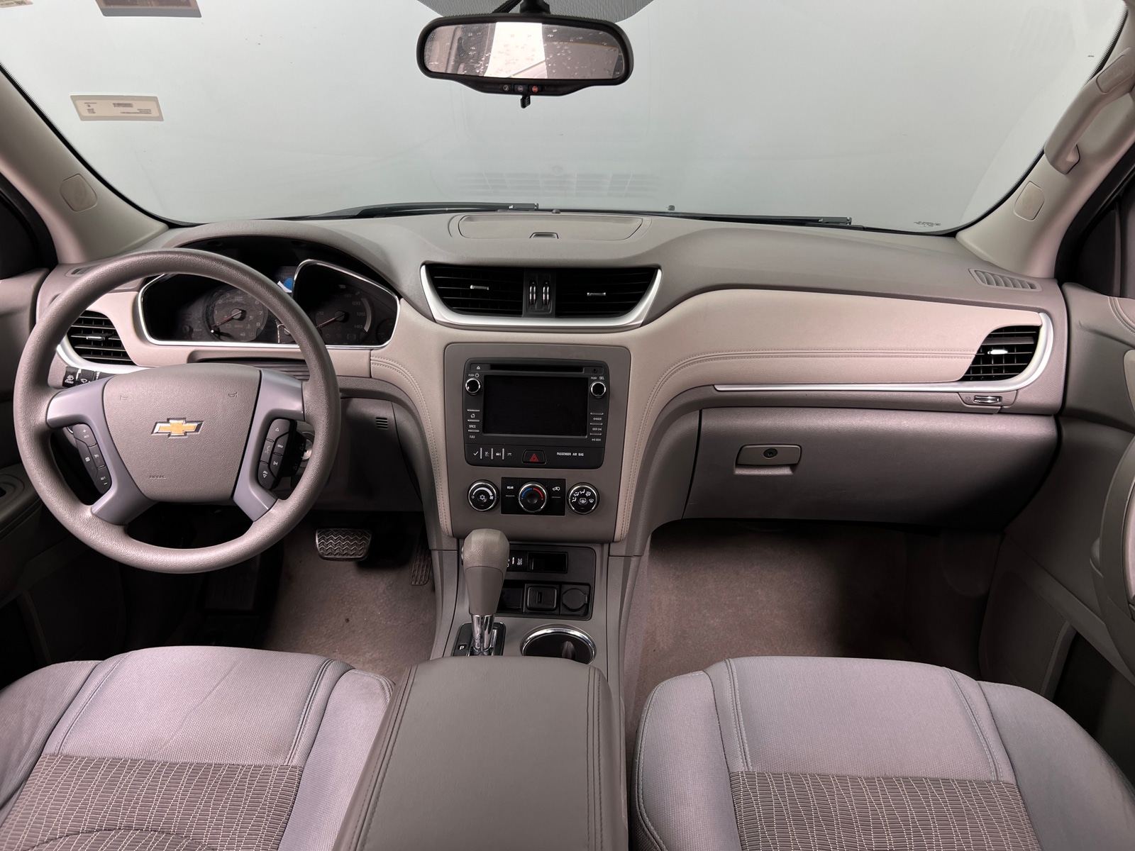 Thumbnail: 2017 Chevrolet Traverse - 3