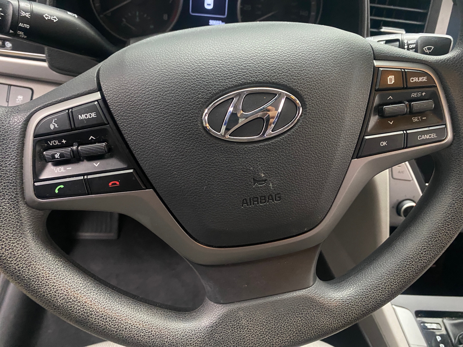 Thumbnail: 2018 Hyundai Elantra - 5