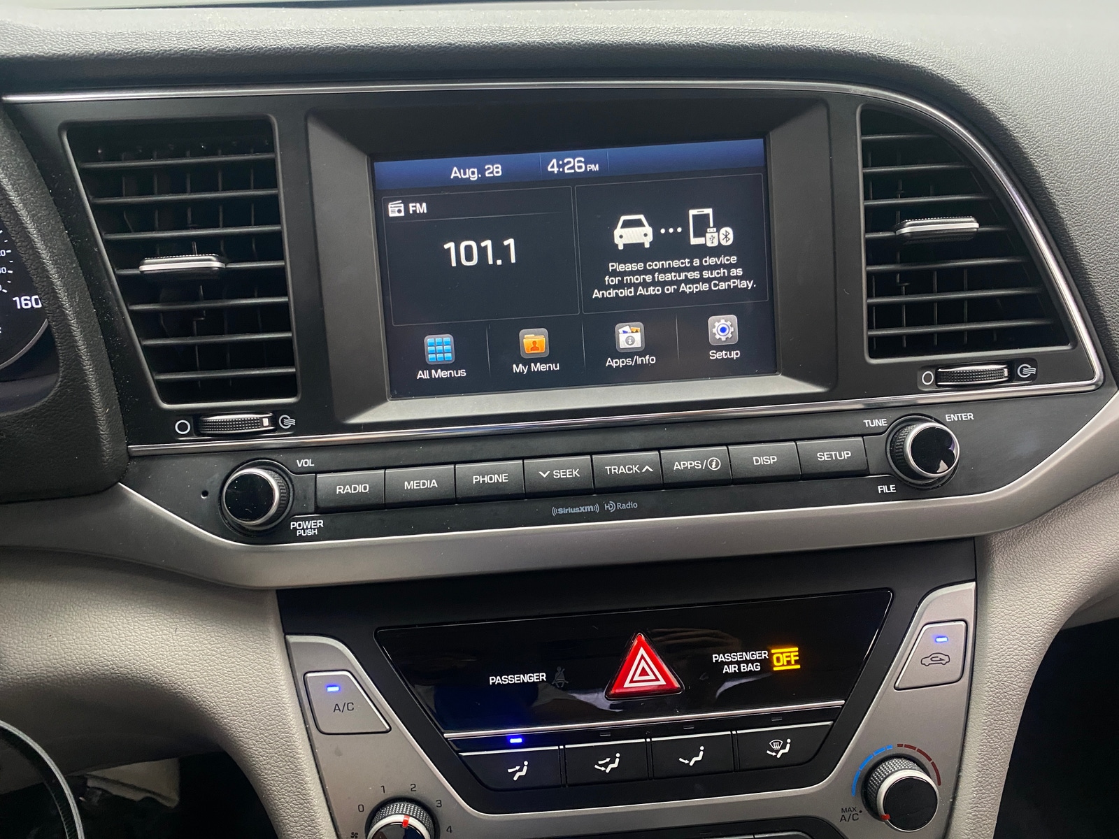 Thumbnail: 2018 Hyundai Elantra - 4