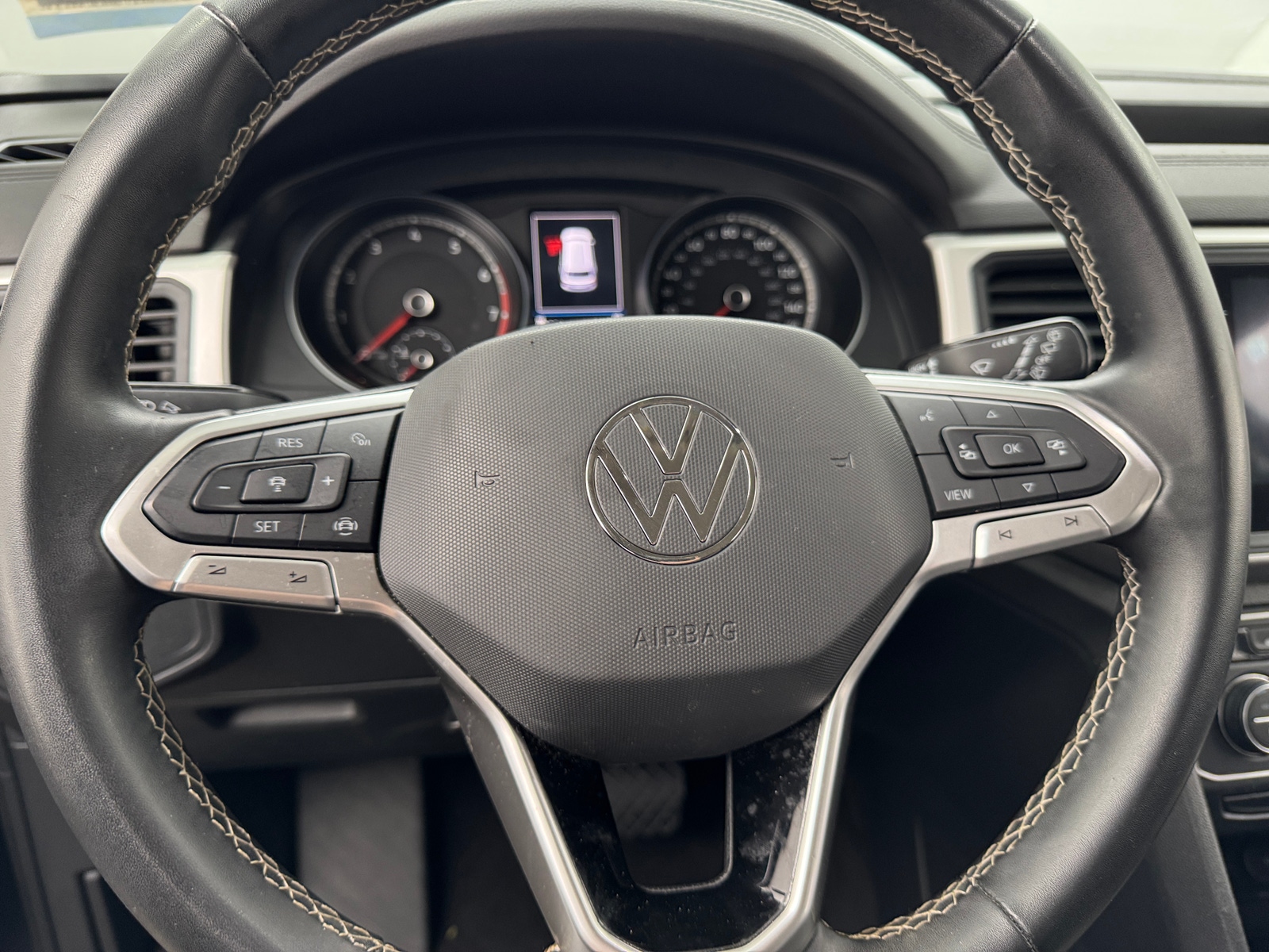 Thumbnail: 2021 Volkswagen Atlas - 4