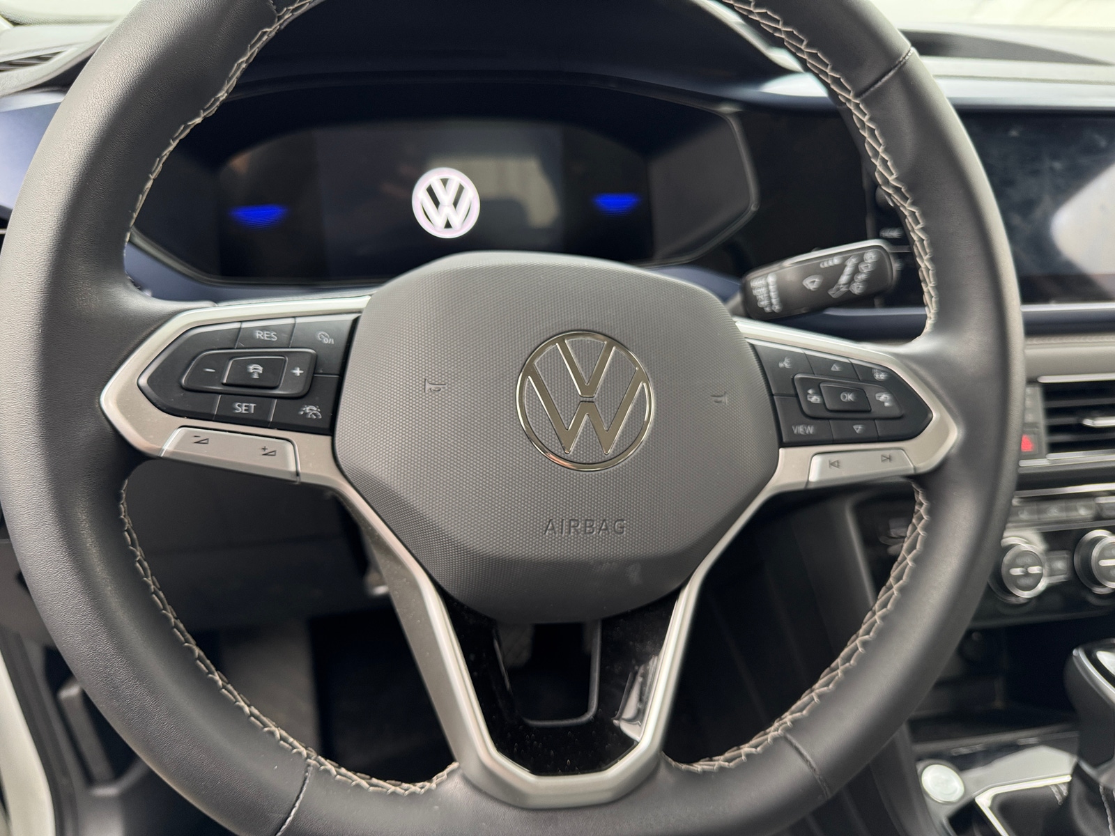 Thumbnail: 2024 Volkswagen Taos - 4