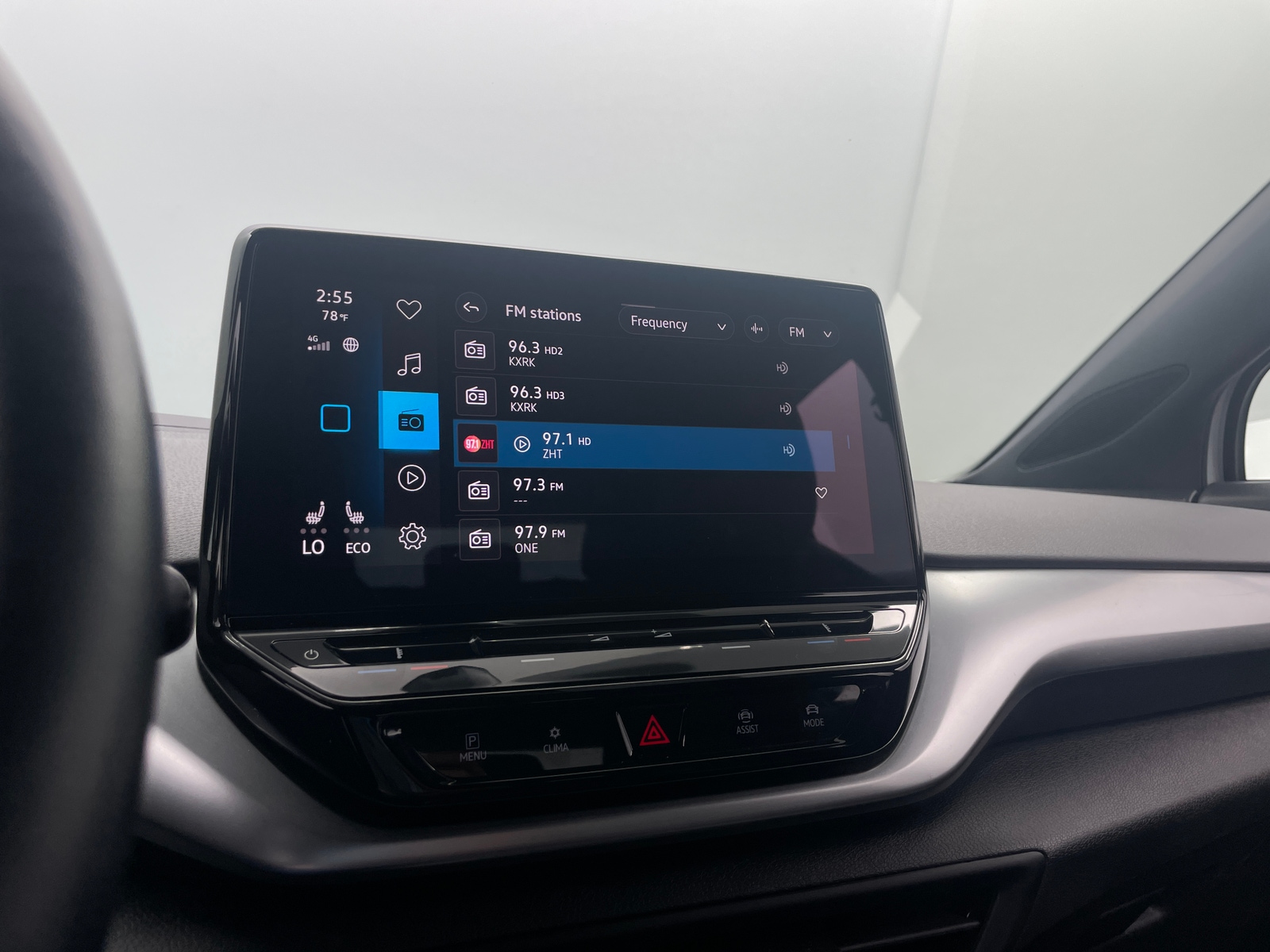Thumbnail: 2022 Volkswagen ID.4 - 4