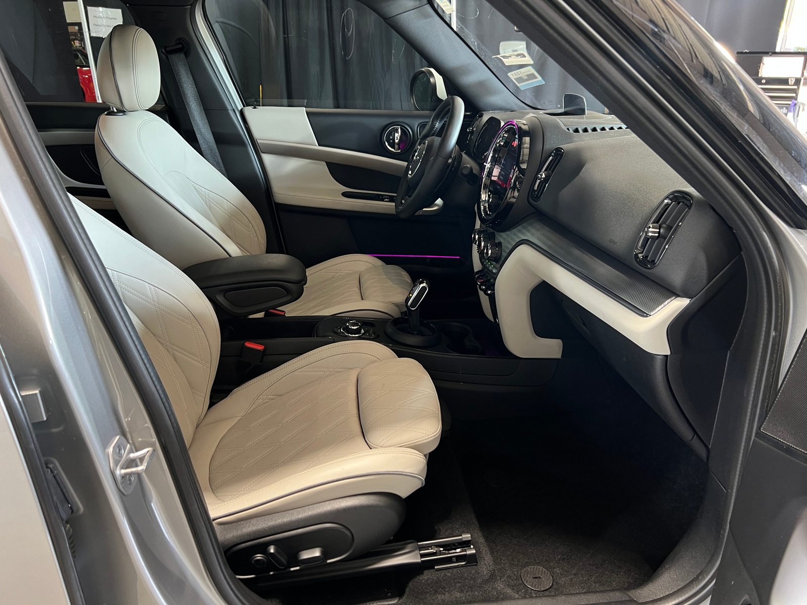 Thumbnail: 2024 MINI Cooper Countryman - 2