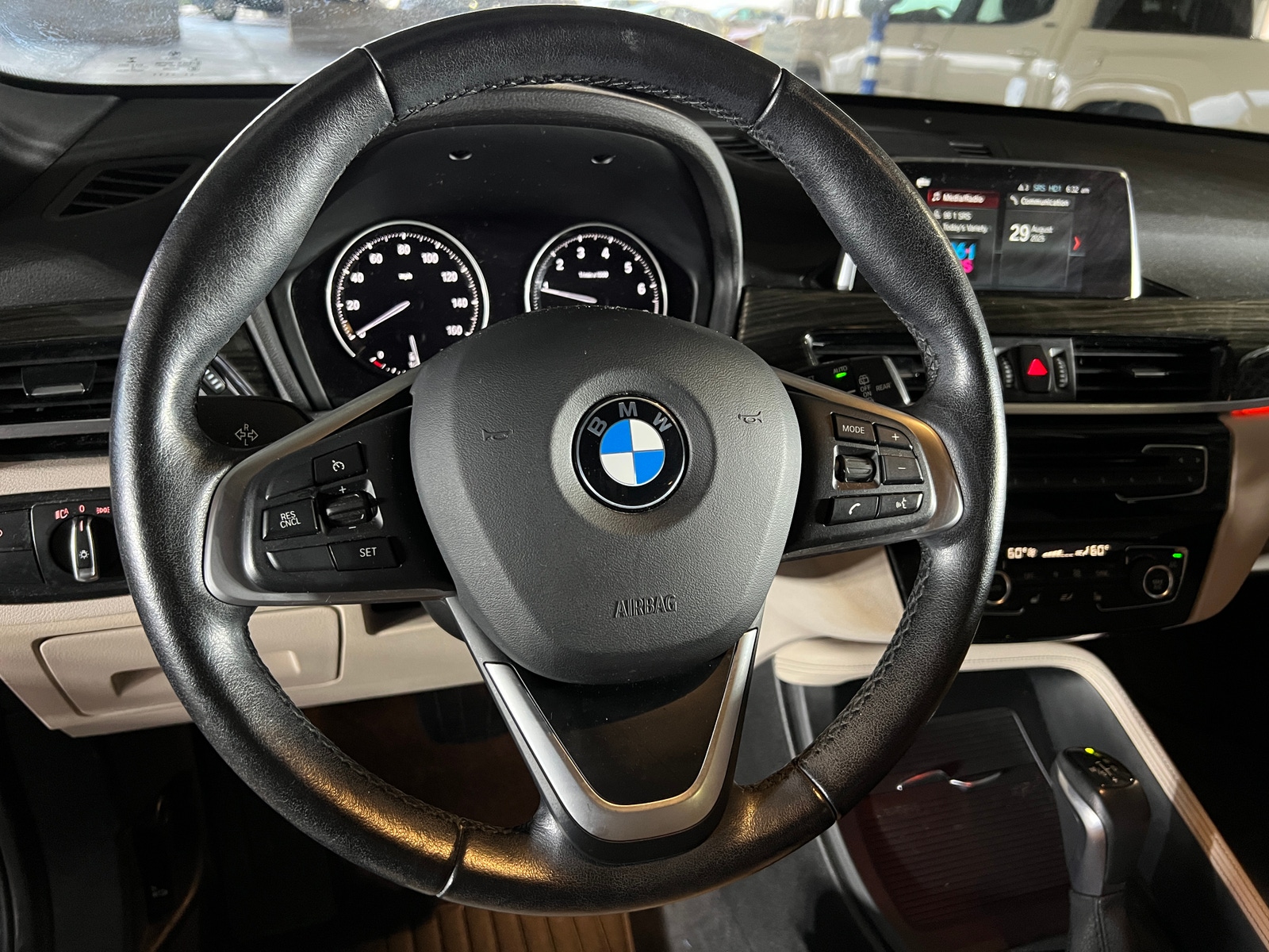 Thumbnail: 2018 BMW X1 - 4
