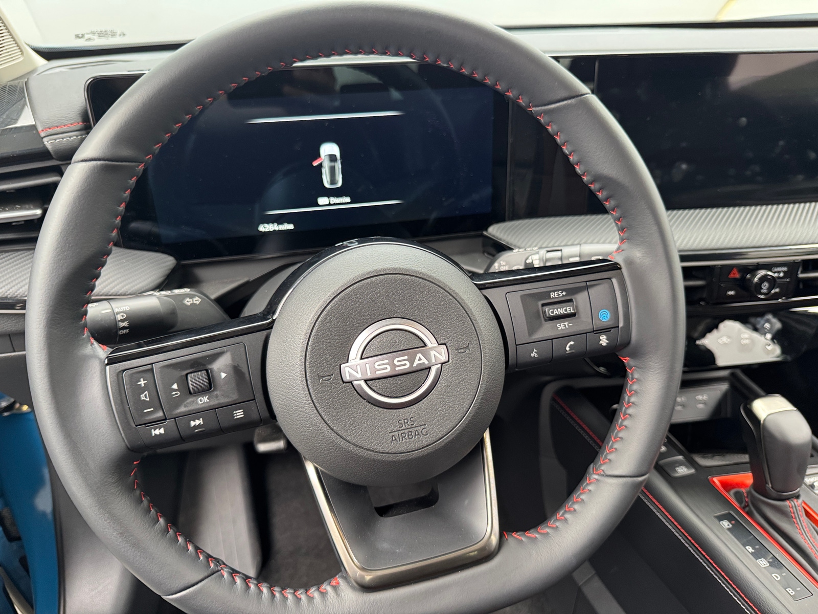 Thumbnail: 2025 Nissan Kicks - 4