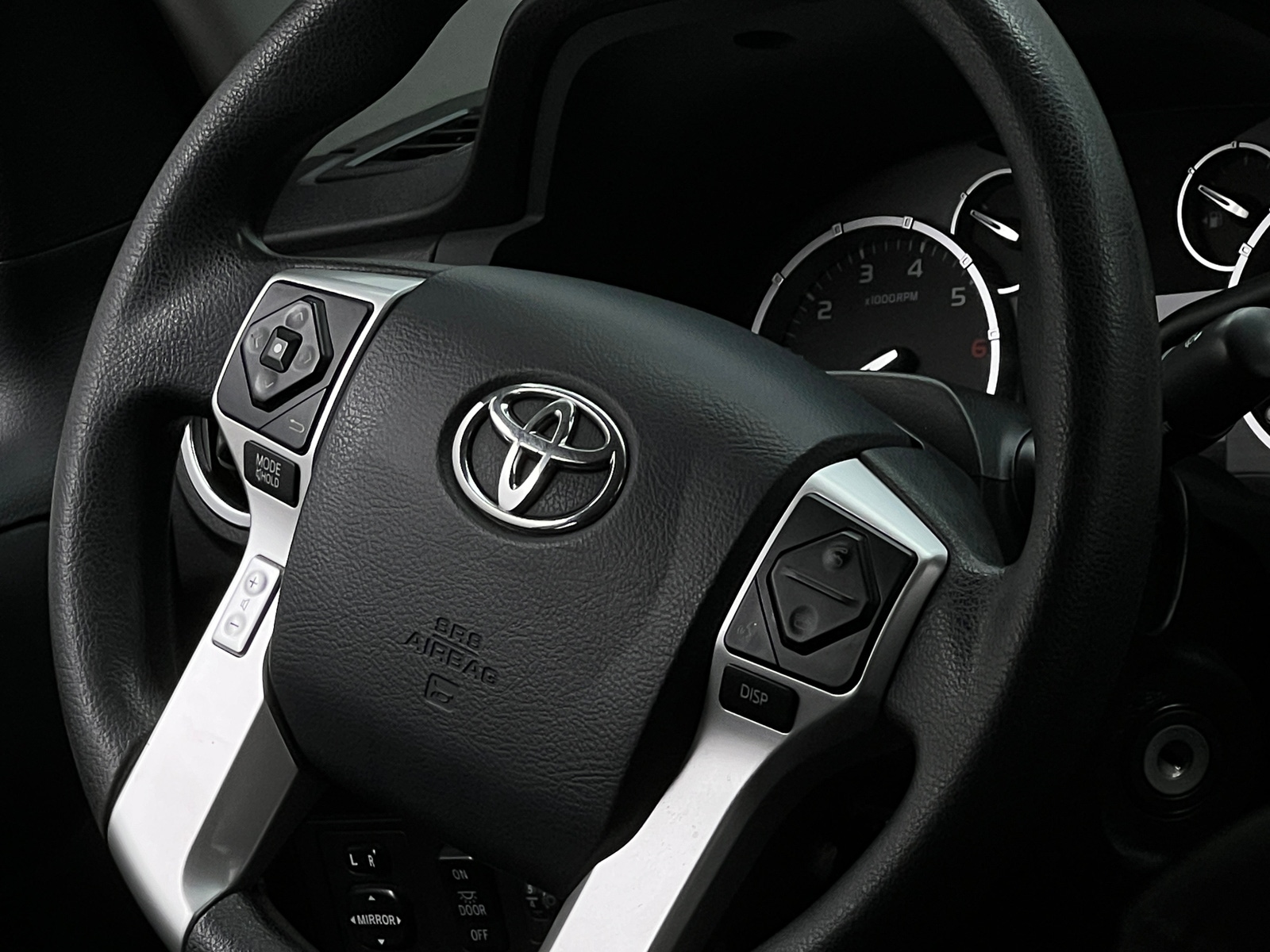 Thumbnail: 2015 Toyota Tundra - 5