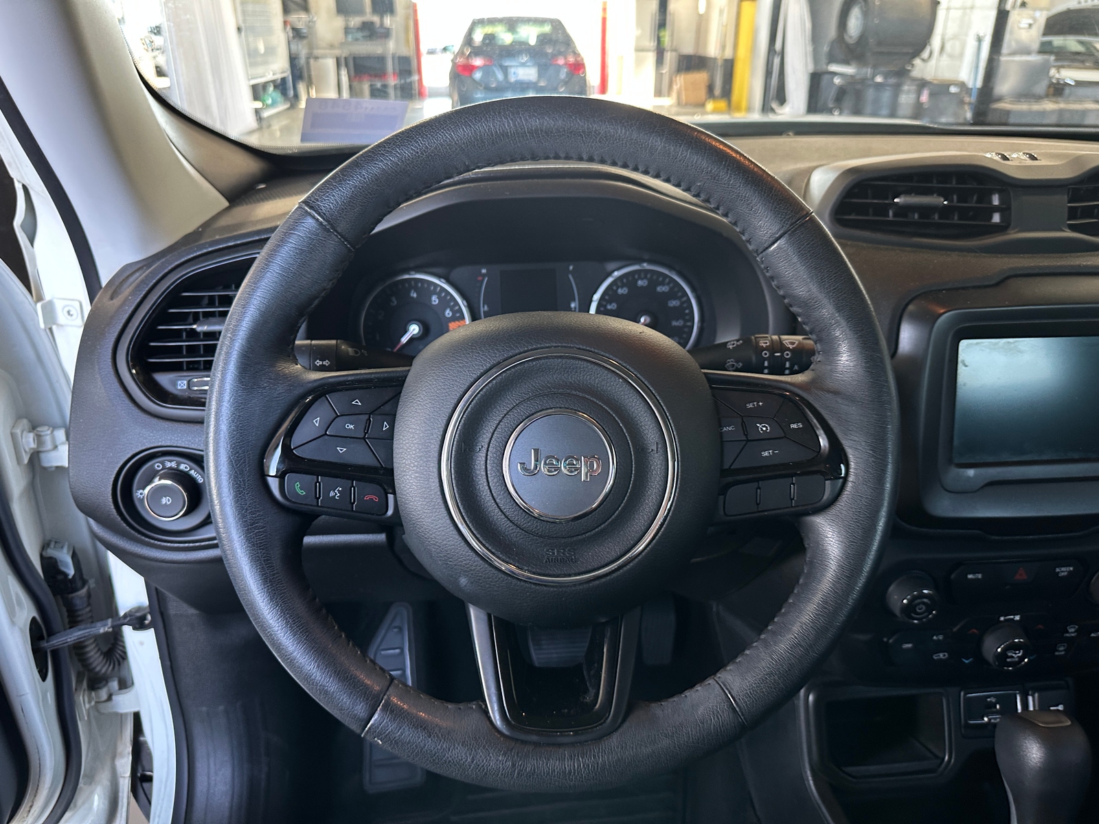 Thumbnail: 2020 Jeep Renegade - 5