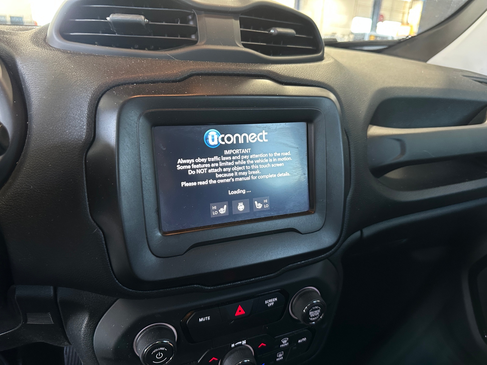 Thumbnail: 2020 Jeep Renegade - 4