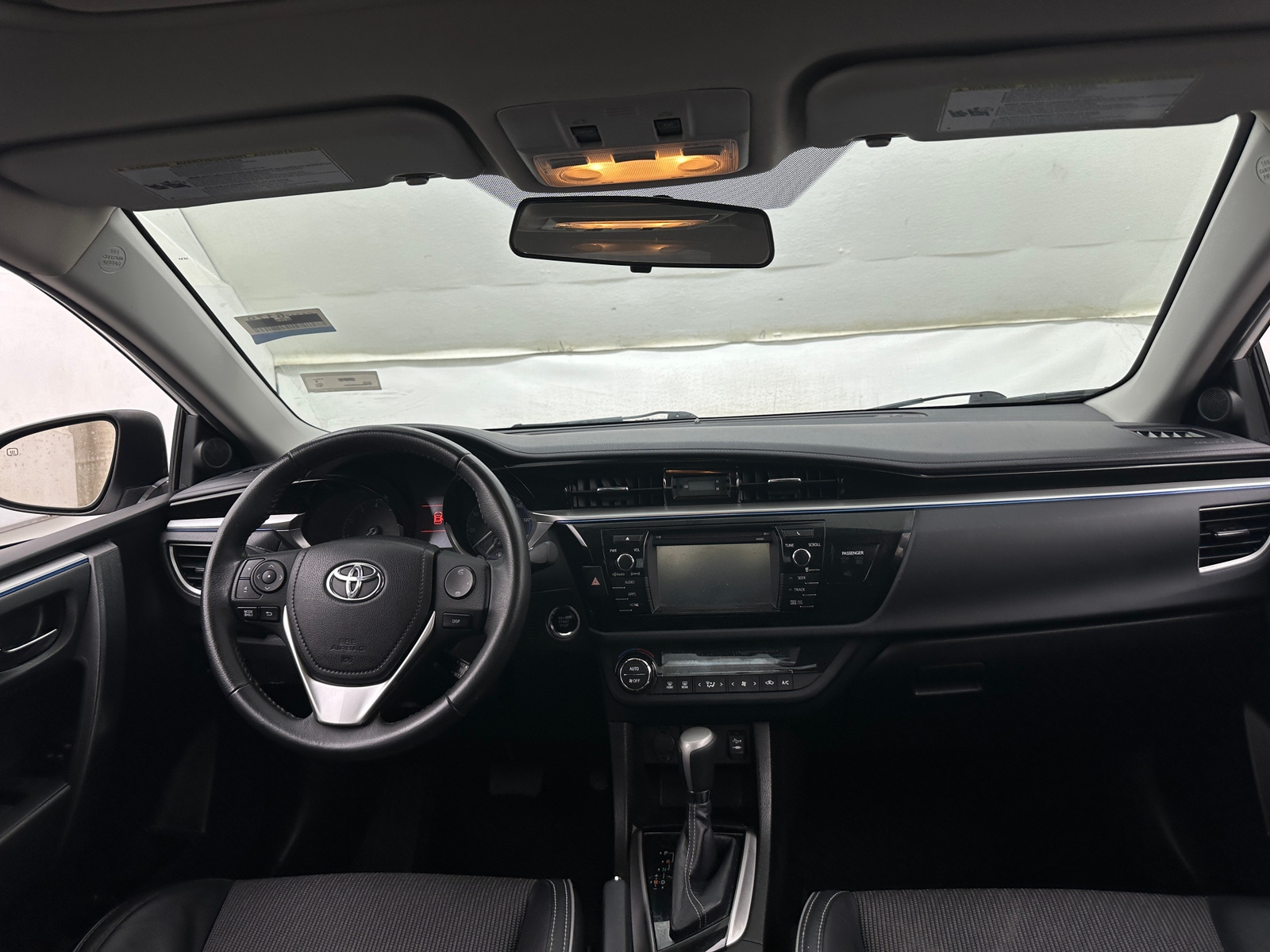 Thumbnail: 2016 Toyota Corolla - 3