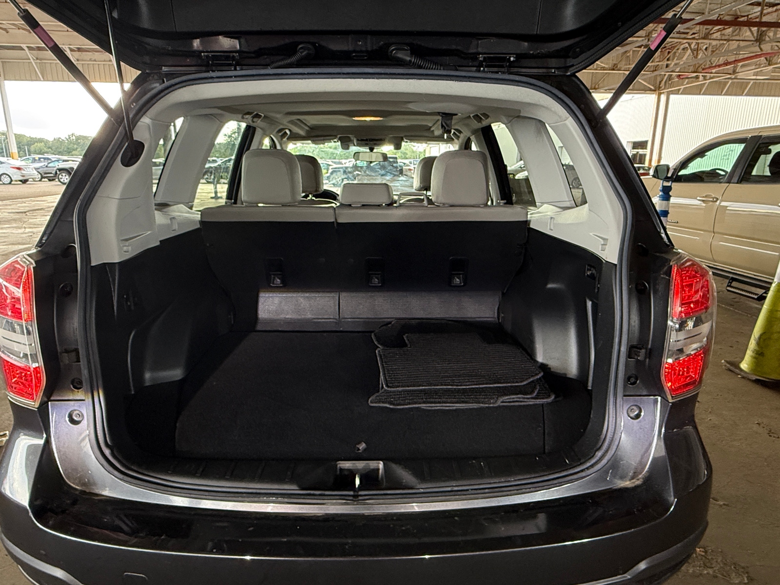 Thumbnail: 2016 Subaru Forester - 6