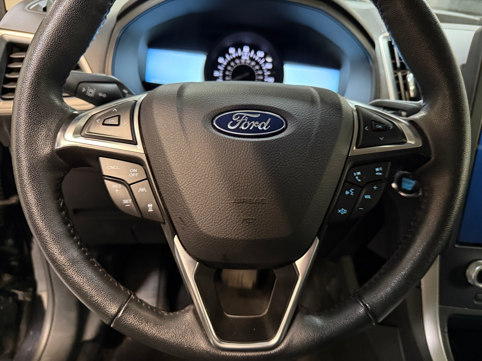 Thumbnail: 2024 Ford Edge - 4