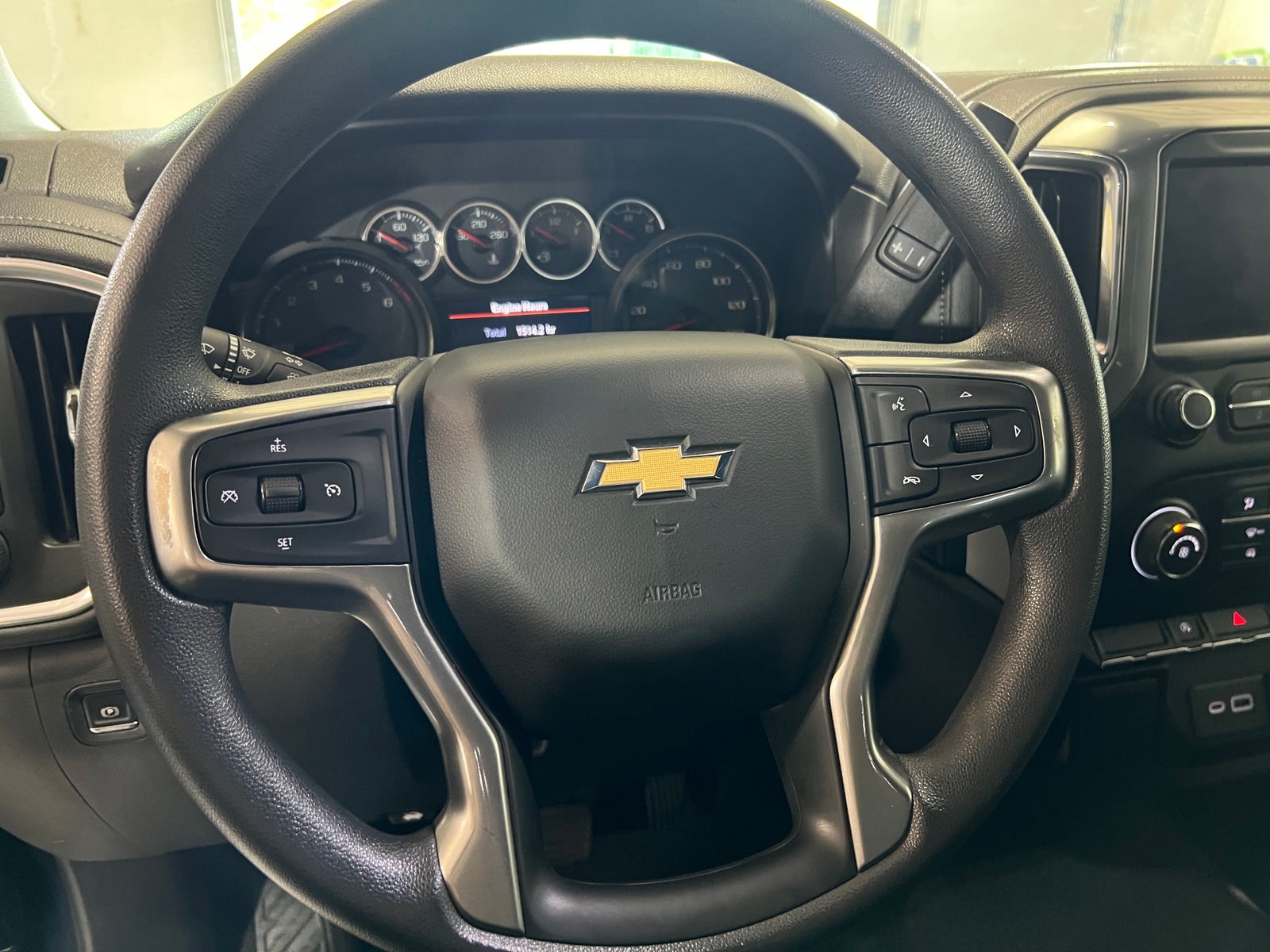 Thumbnail: 2020 Chevrolet Silverado 1500 - 5