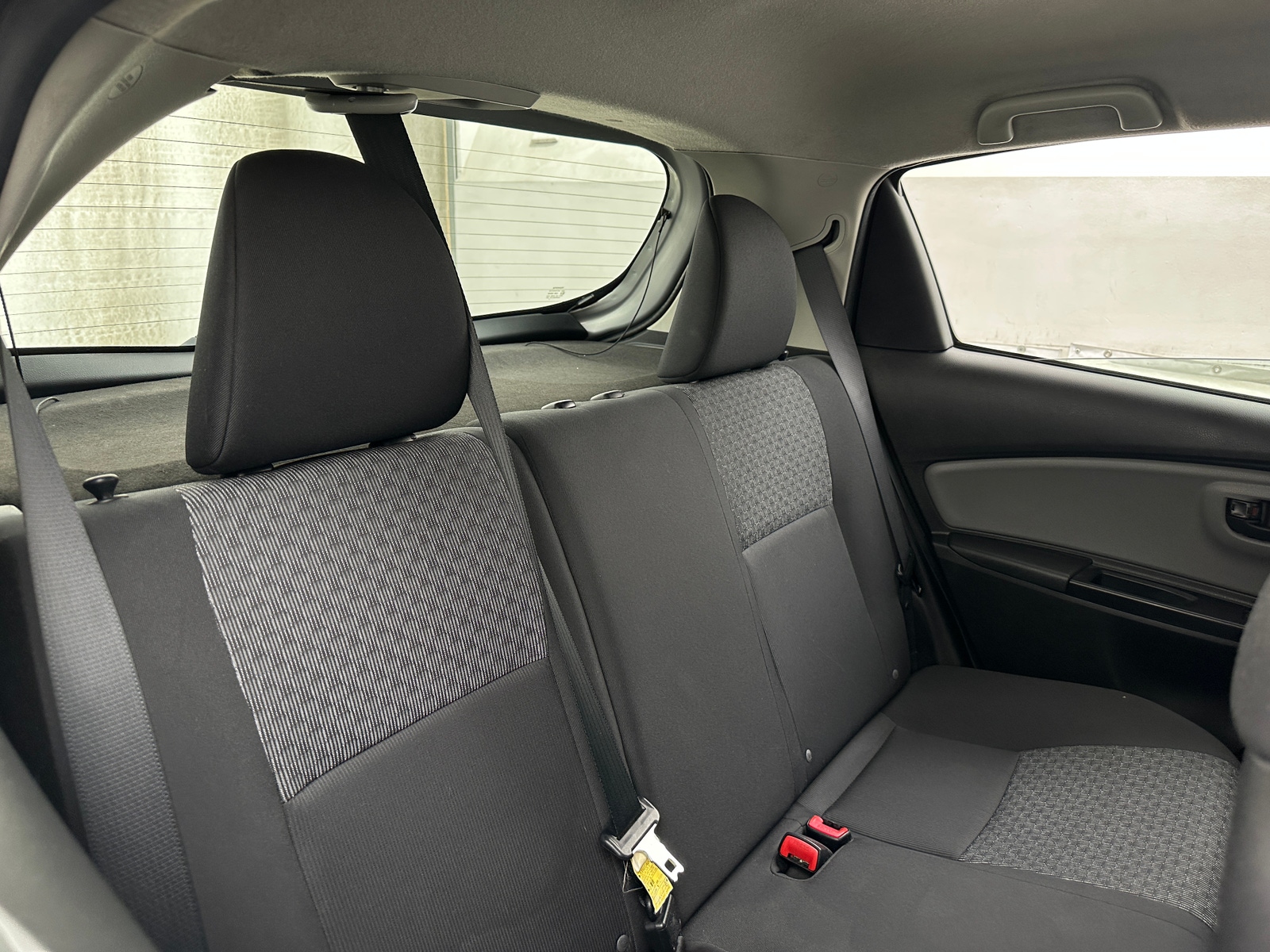 Thumbnail: 2016 Toyota Yaris - 6