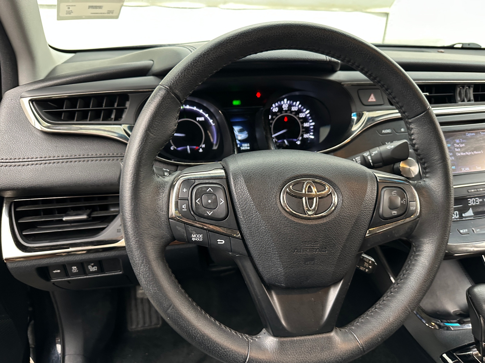 Thumbnail: 2013 Toyota Avalon - 4