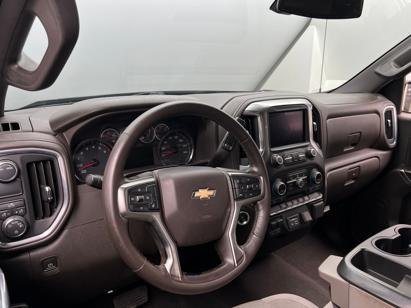 Thumbnail: 2020 Chevrolet Silverado 1500 - 3