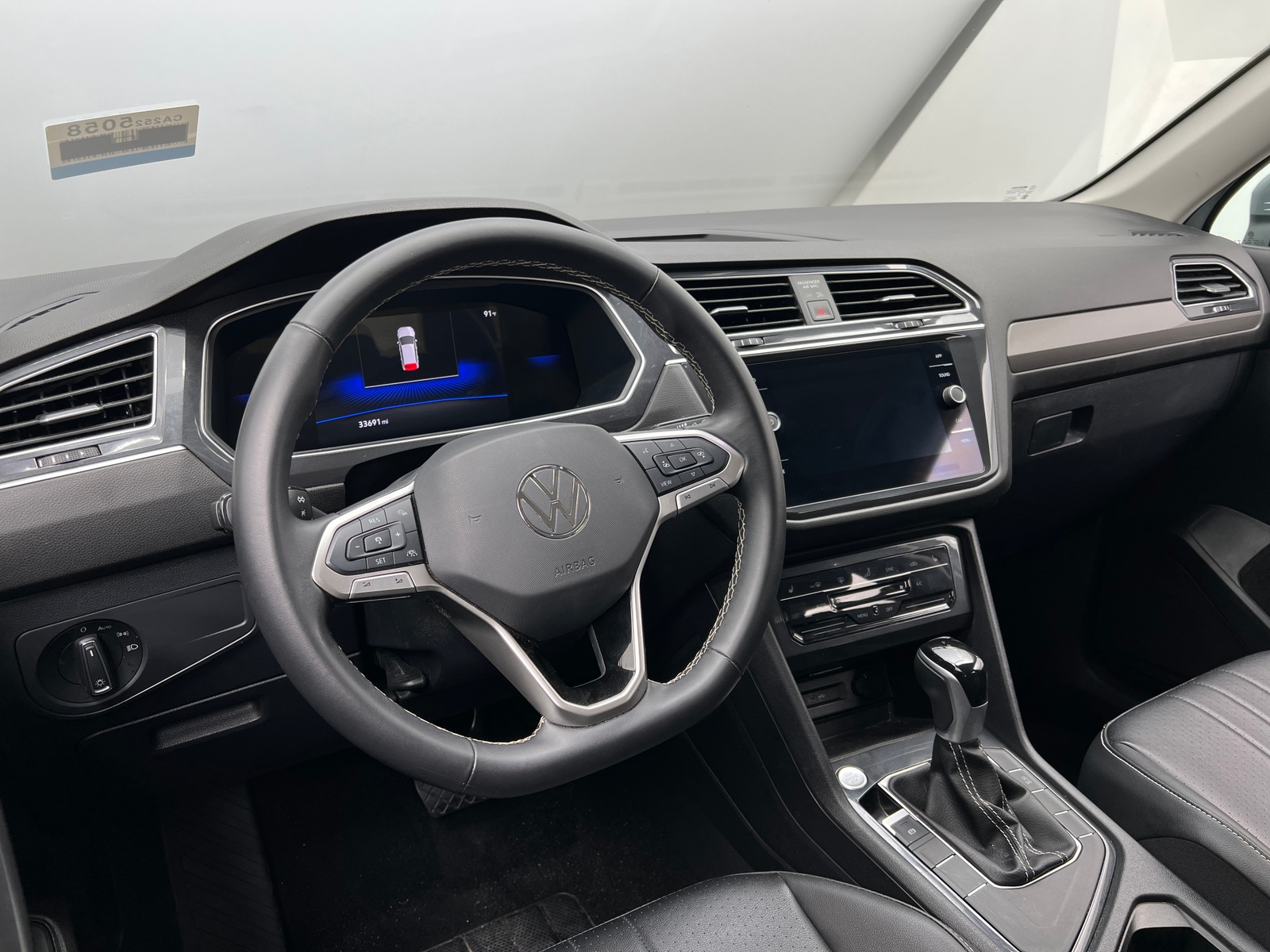 Thumbnail: 2024 Volkswagen Tiguan - 2