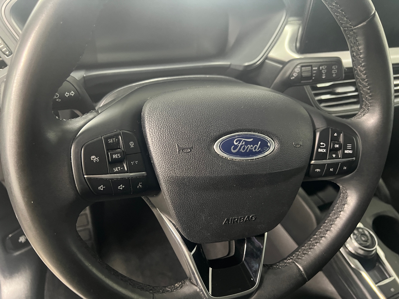 Thumbnail: 2023 Ford Escape - 5