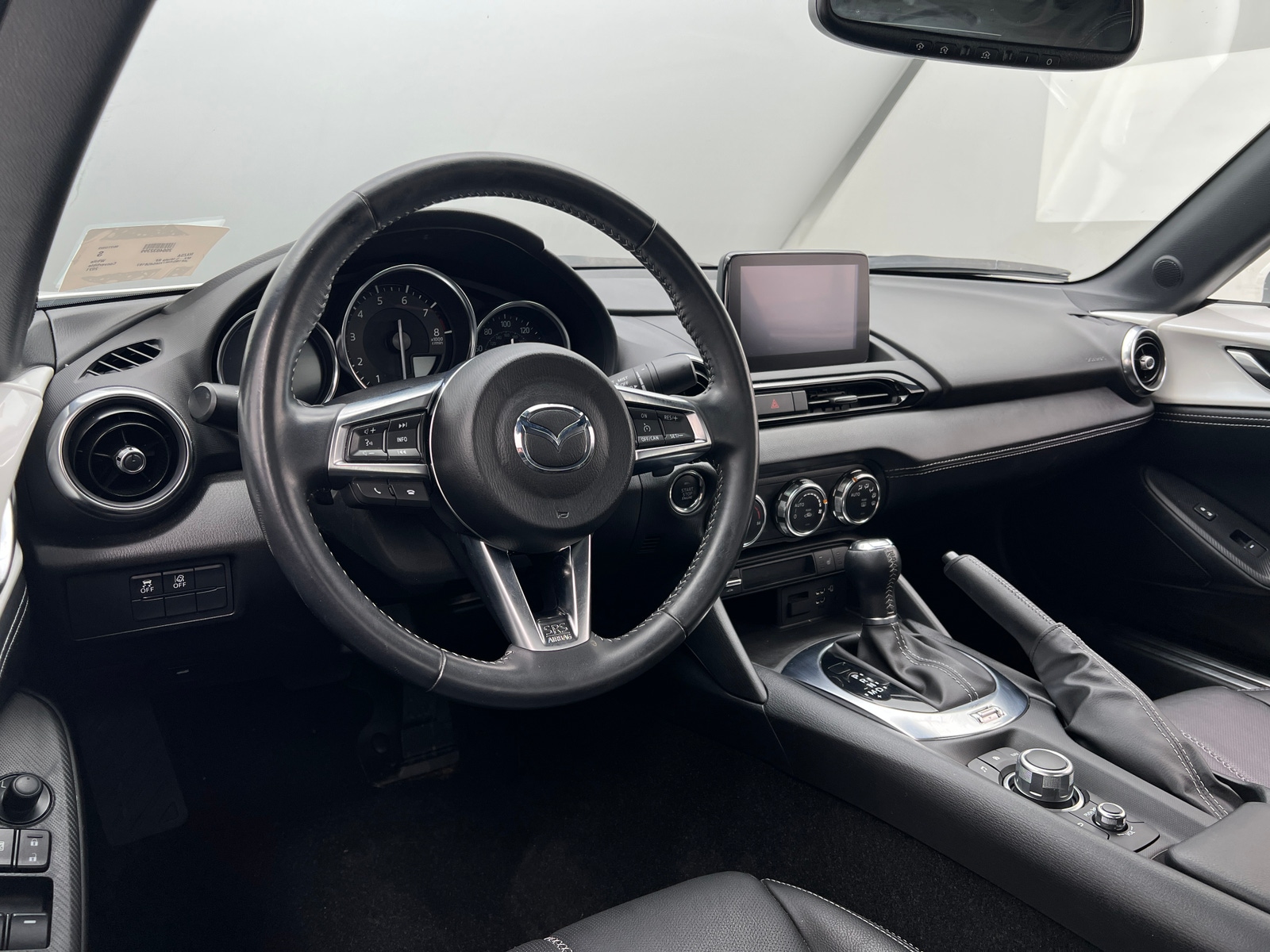 Thumbnail: 2021 Mazda MX-5 Miata - 2