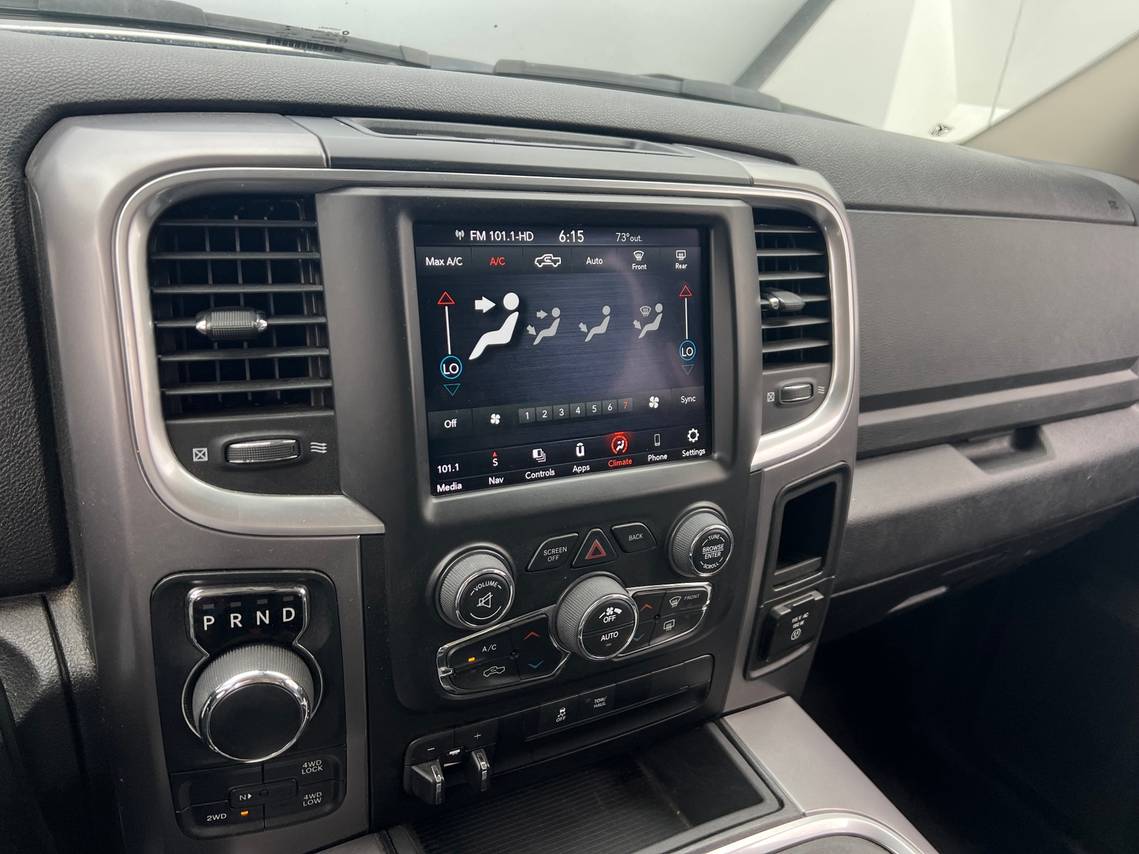 Thumbnail: 2023 RAM 1500 Classic - 4