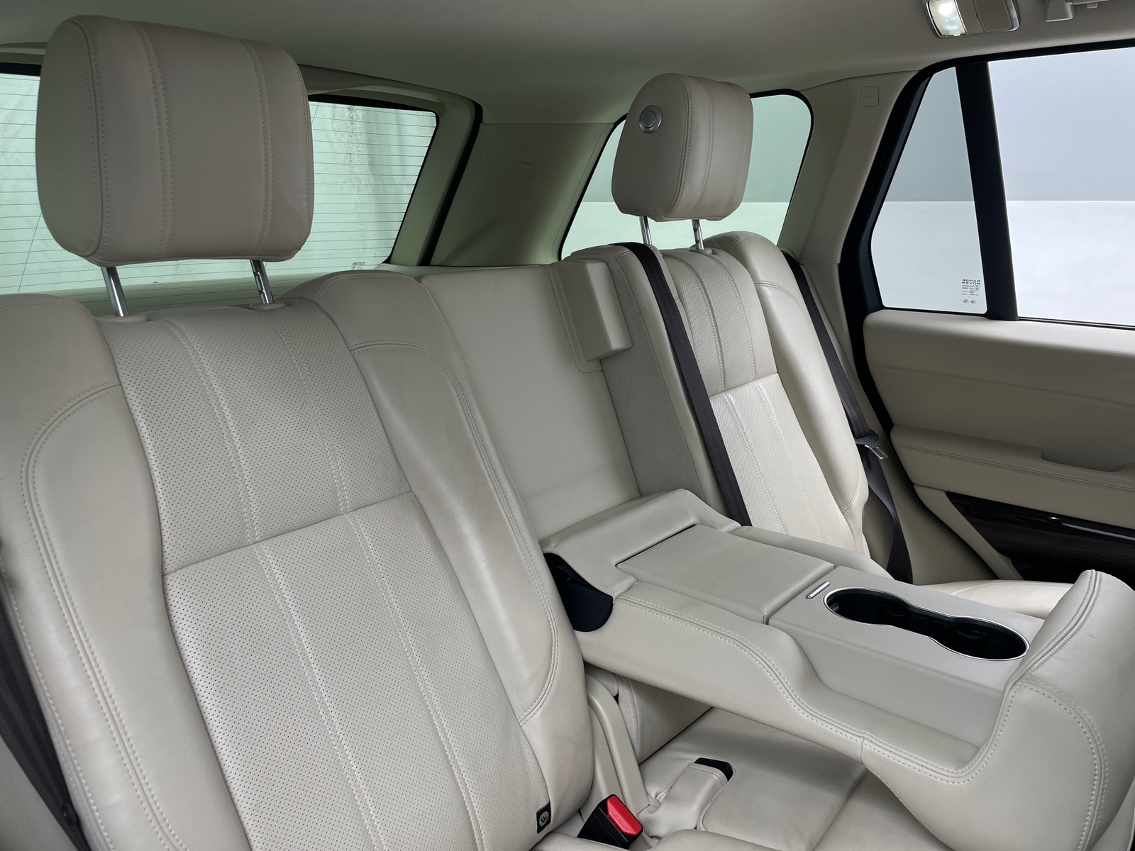 Thumbnail: 2017 Land Rover Range Rover - 5
