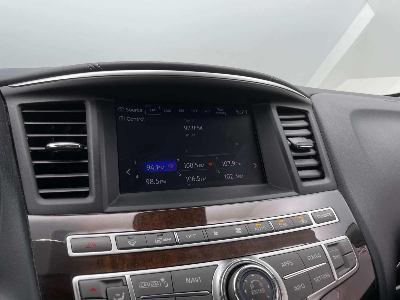 Thumbnail: 2018 INFINITI QX60 - 3