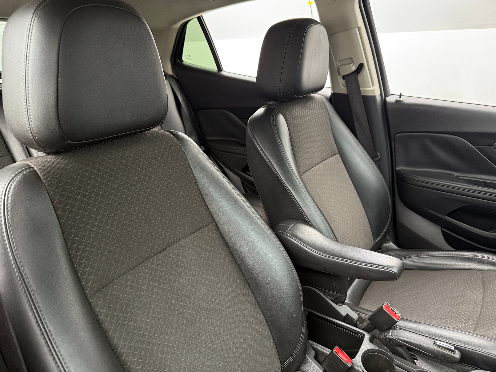 Thumbnail: 2019 Buick Encore - 2