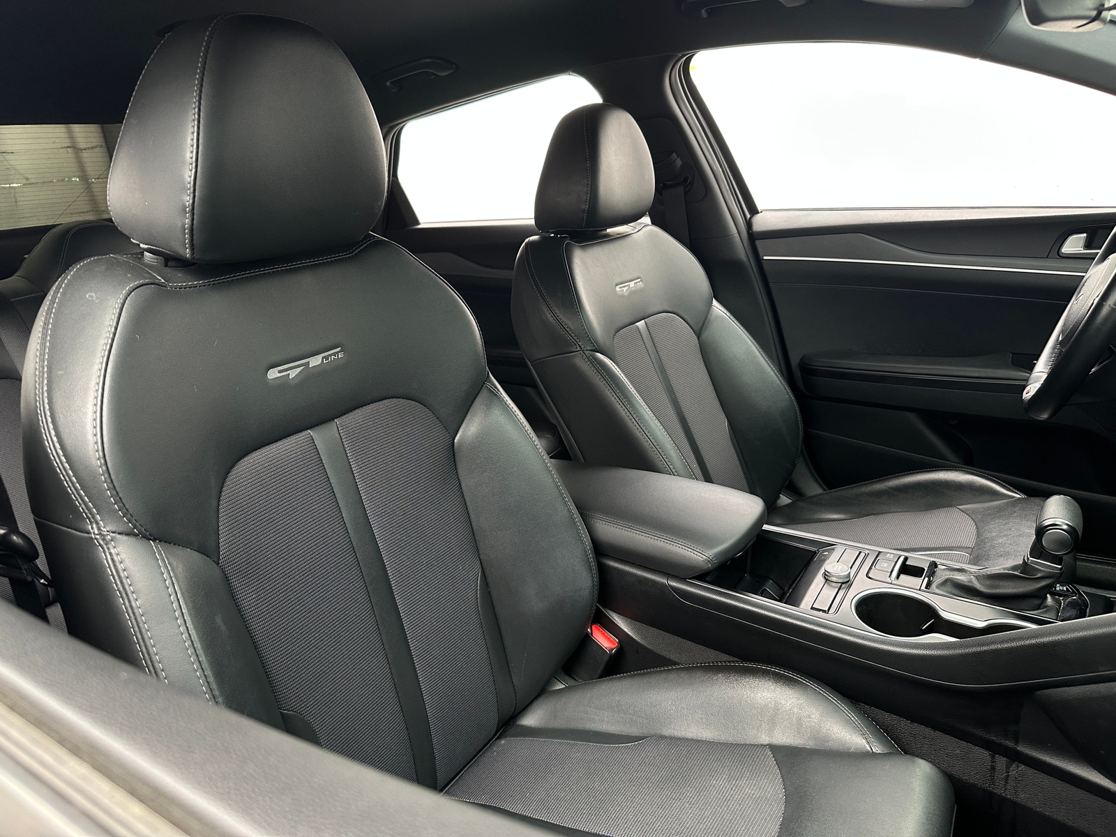 Thumbnail: 2022 Kia K5 - 2