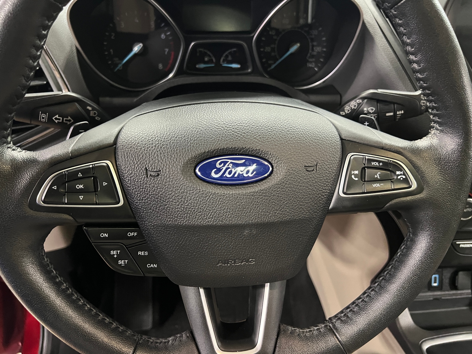 Thumbnail: 2017 Ford Escape - 4
