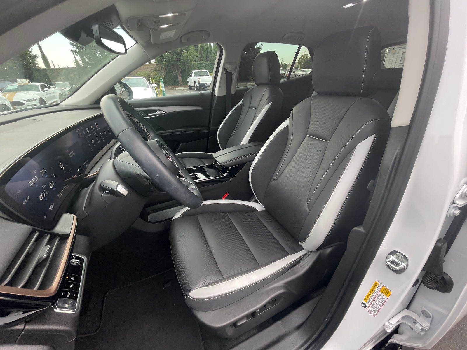 Thumbnail: 2024 Buick Envision - 2