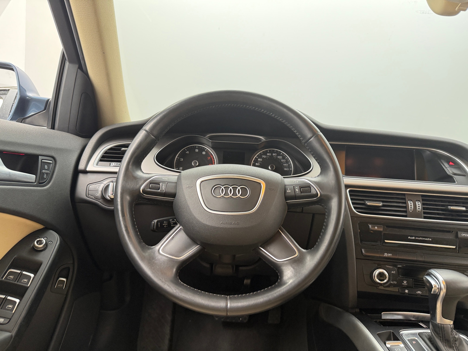 Thumbnail: 2015 Audi A4 - 4