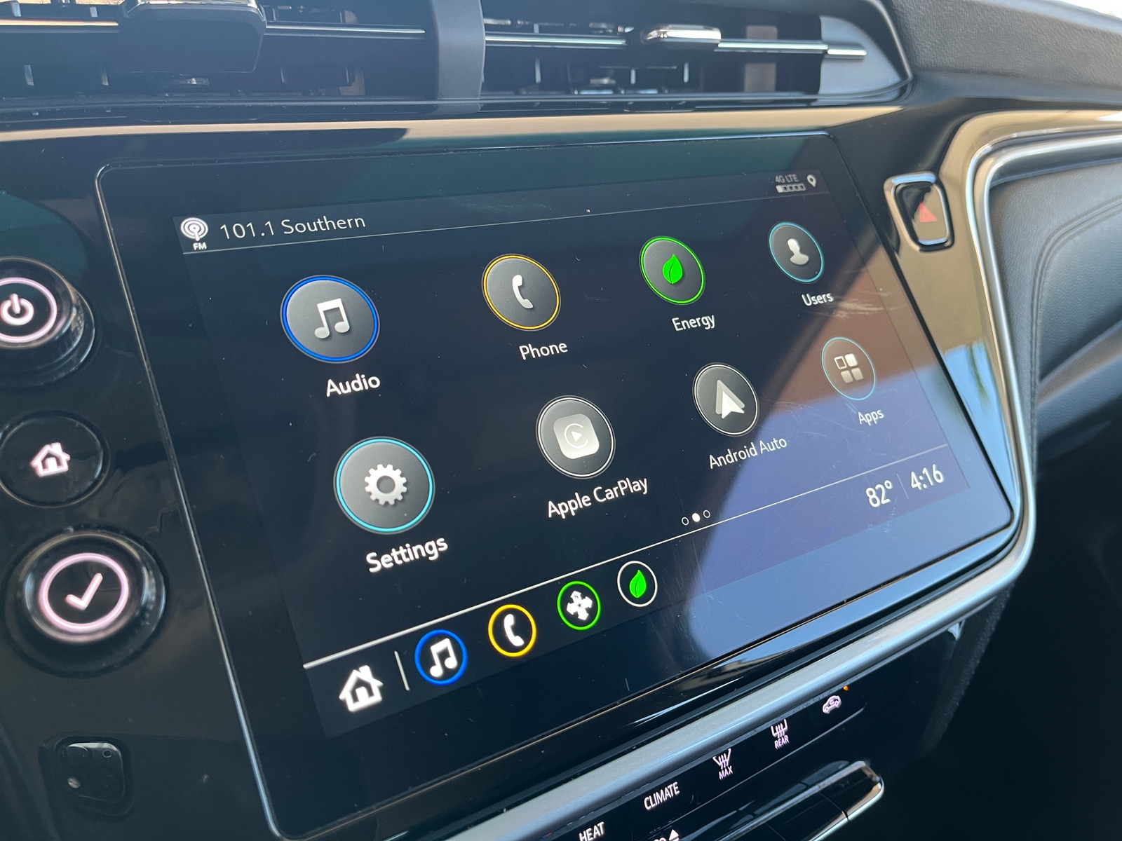 Thumbnail: 2023 Chevrolet Bolt EV - 4