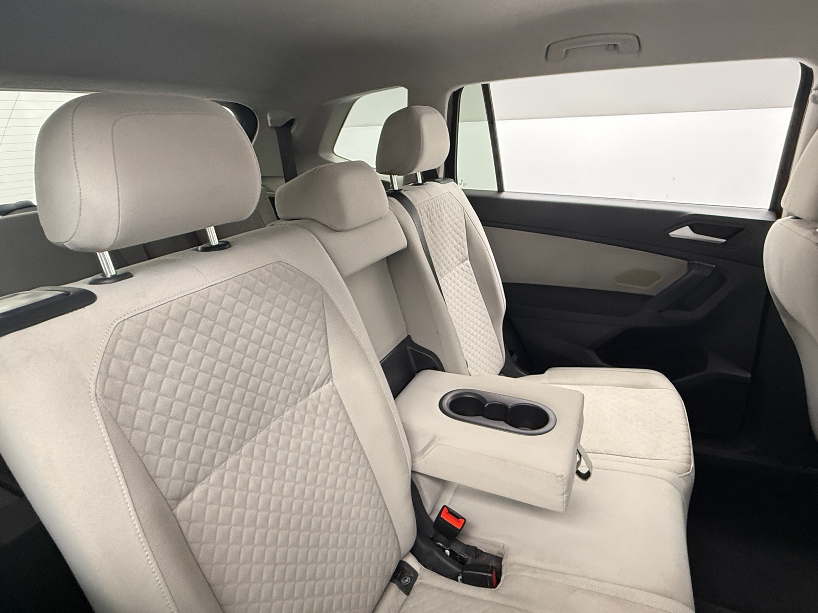 Thumbnail: 2019 Volkswagen Tiguan - 6