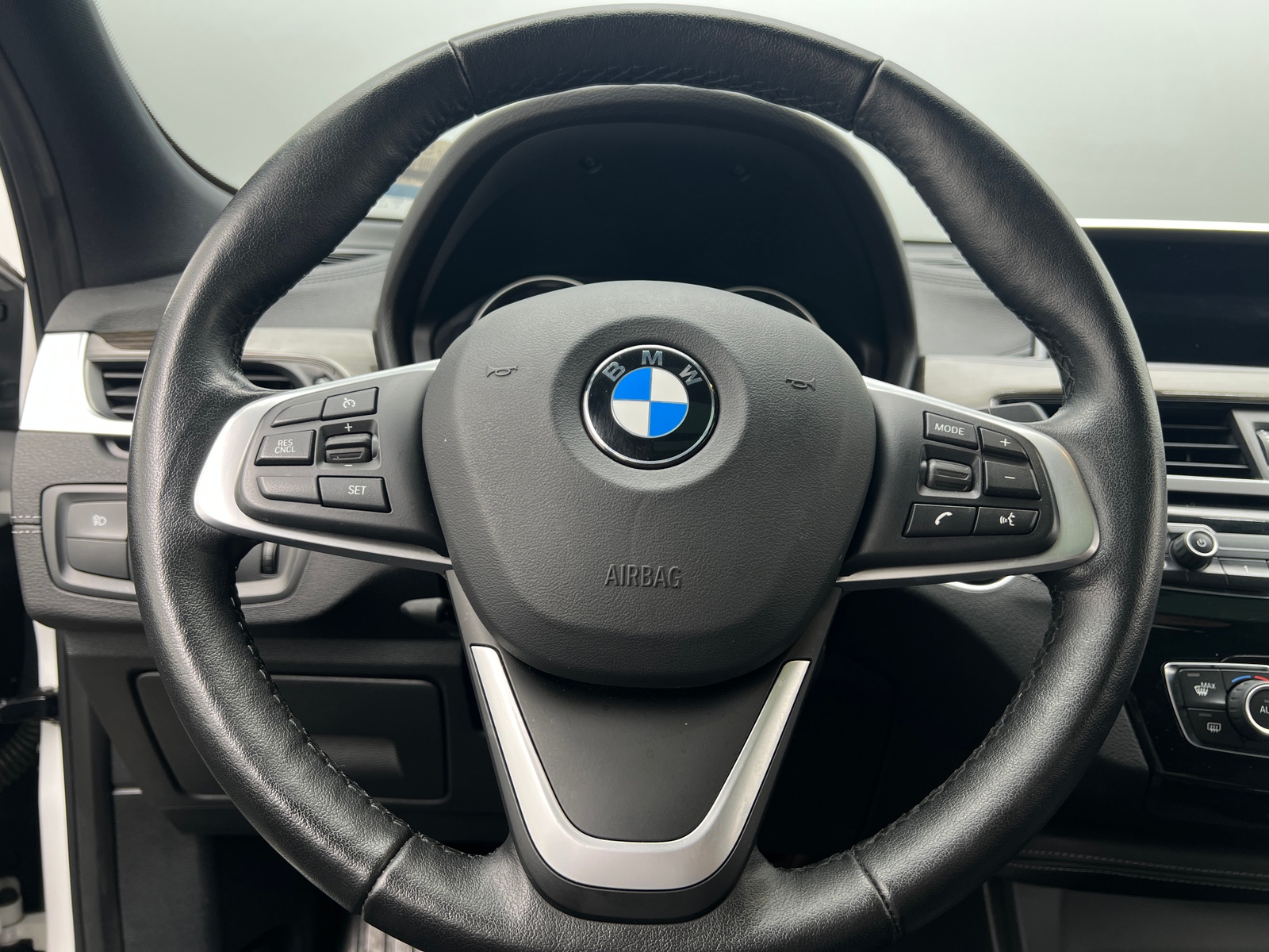 Thumbnail: 2022 BMW X2 - 4
