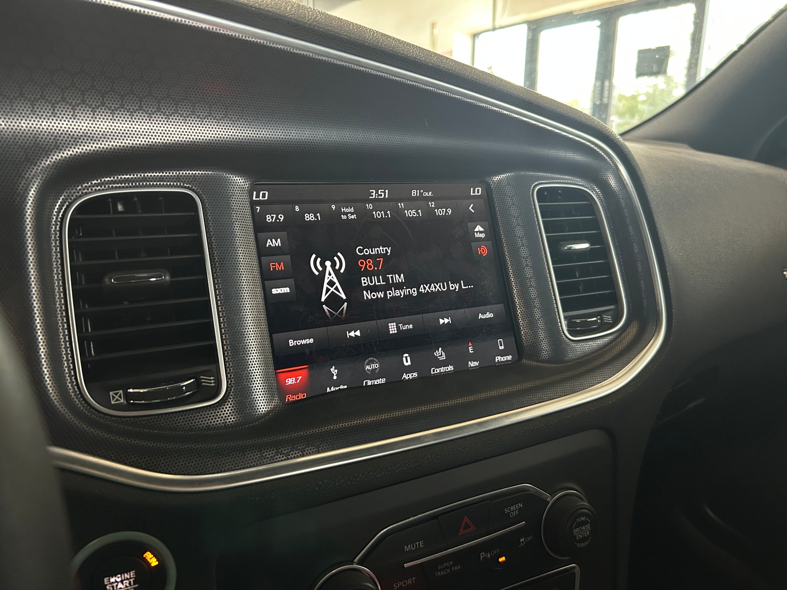 Thumbnail: 2018 Dodge Charger - 4