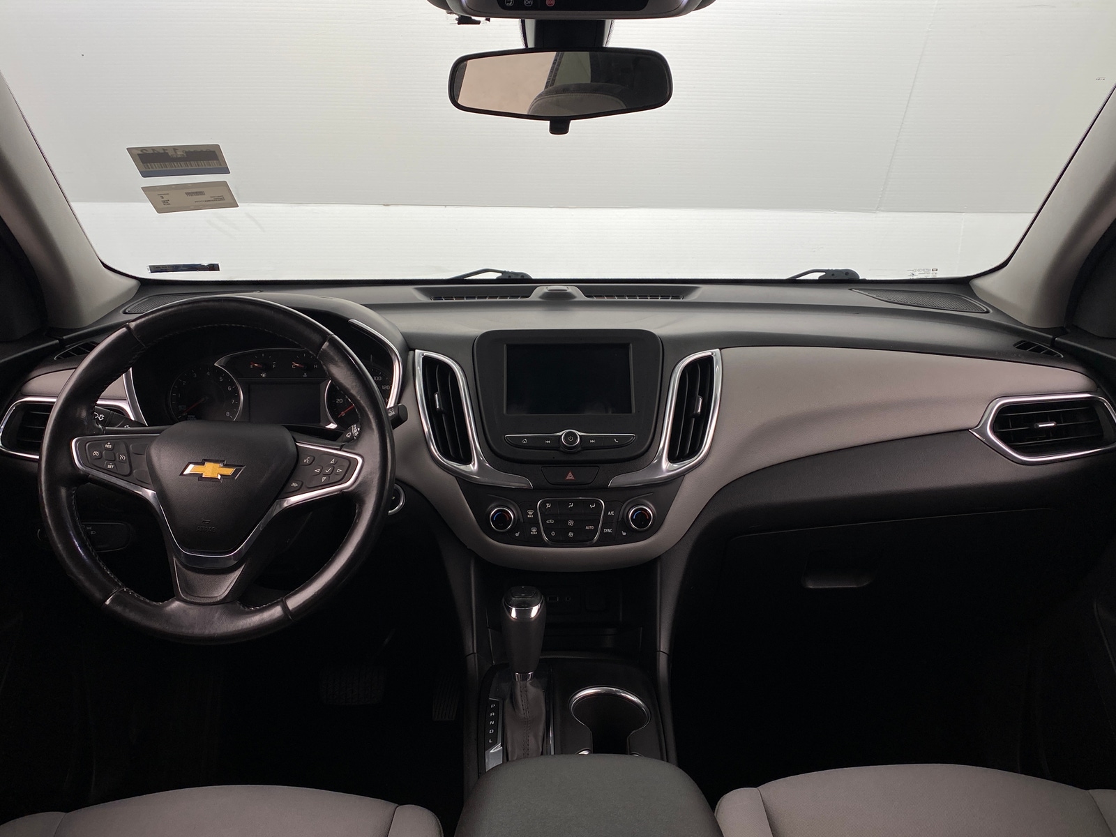 Thumbnail: 2019 Chevrolet Equinox - 3