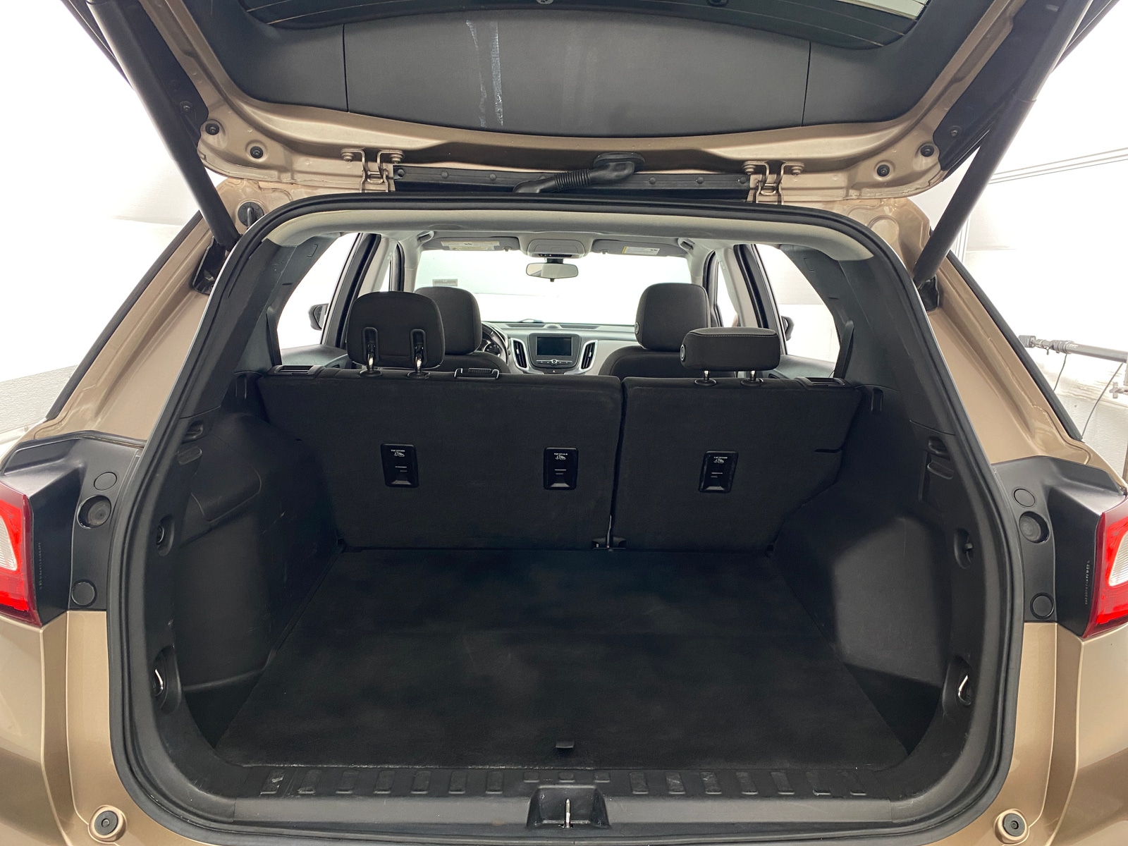 Thumbnail: 2019 Chevrolet Equinox - 7