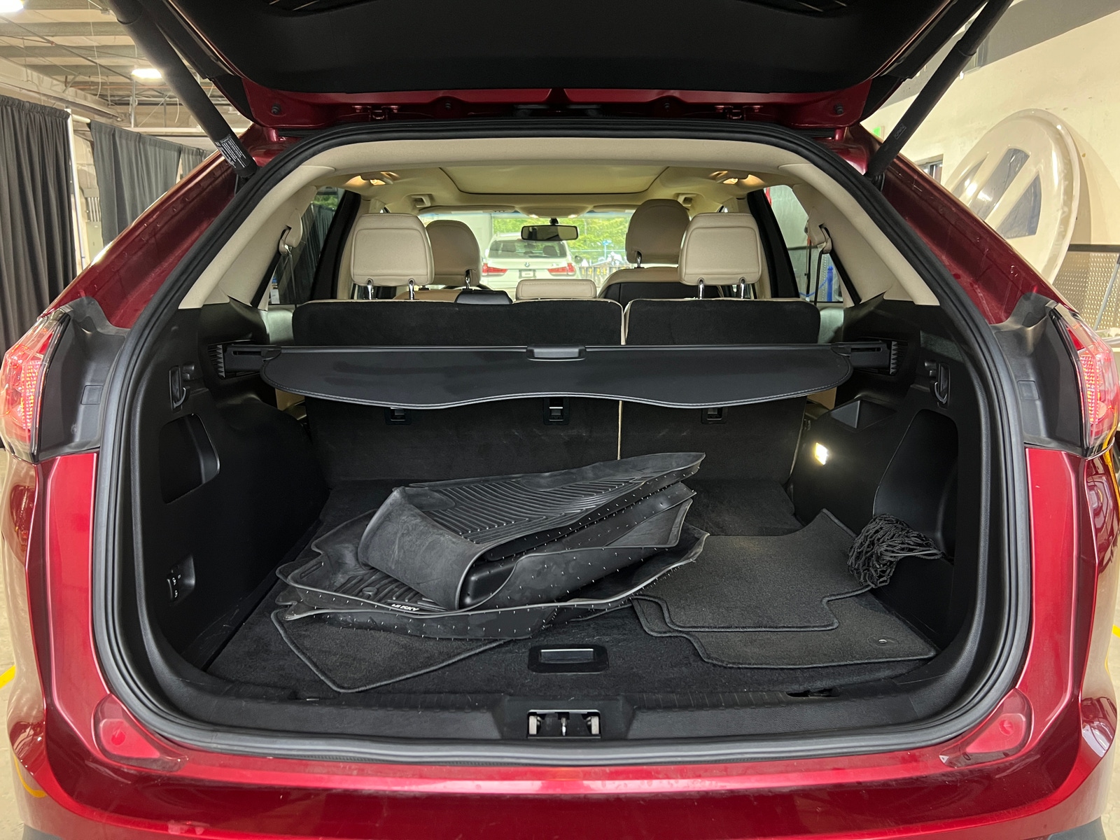 Thumbnail: 2017 Ford Edge - 7