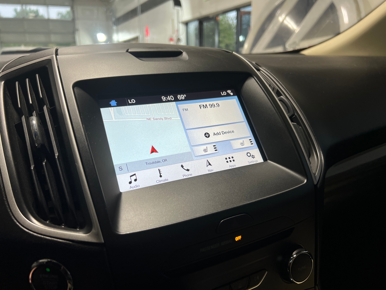 Thumbnail: 2017 Ford Edge - 4