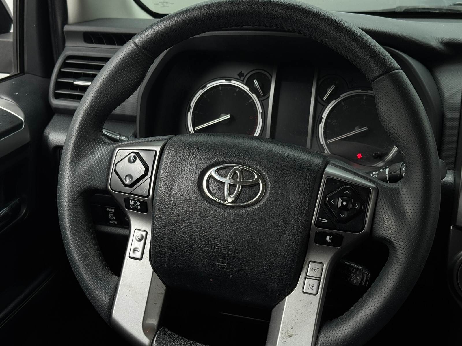 Thumbnail: 2022 Toyota 4Runner - 4