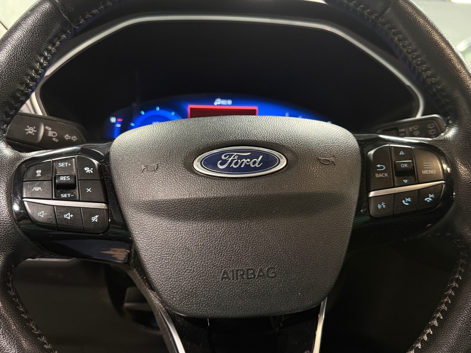 Thumbnail: 2021 Ford Escape - 4