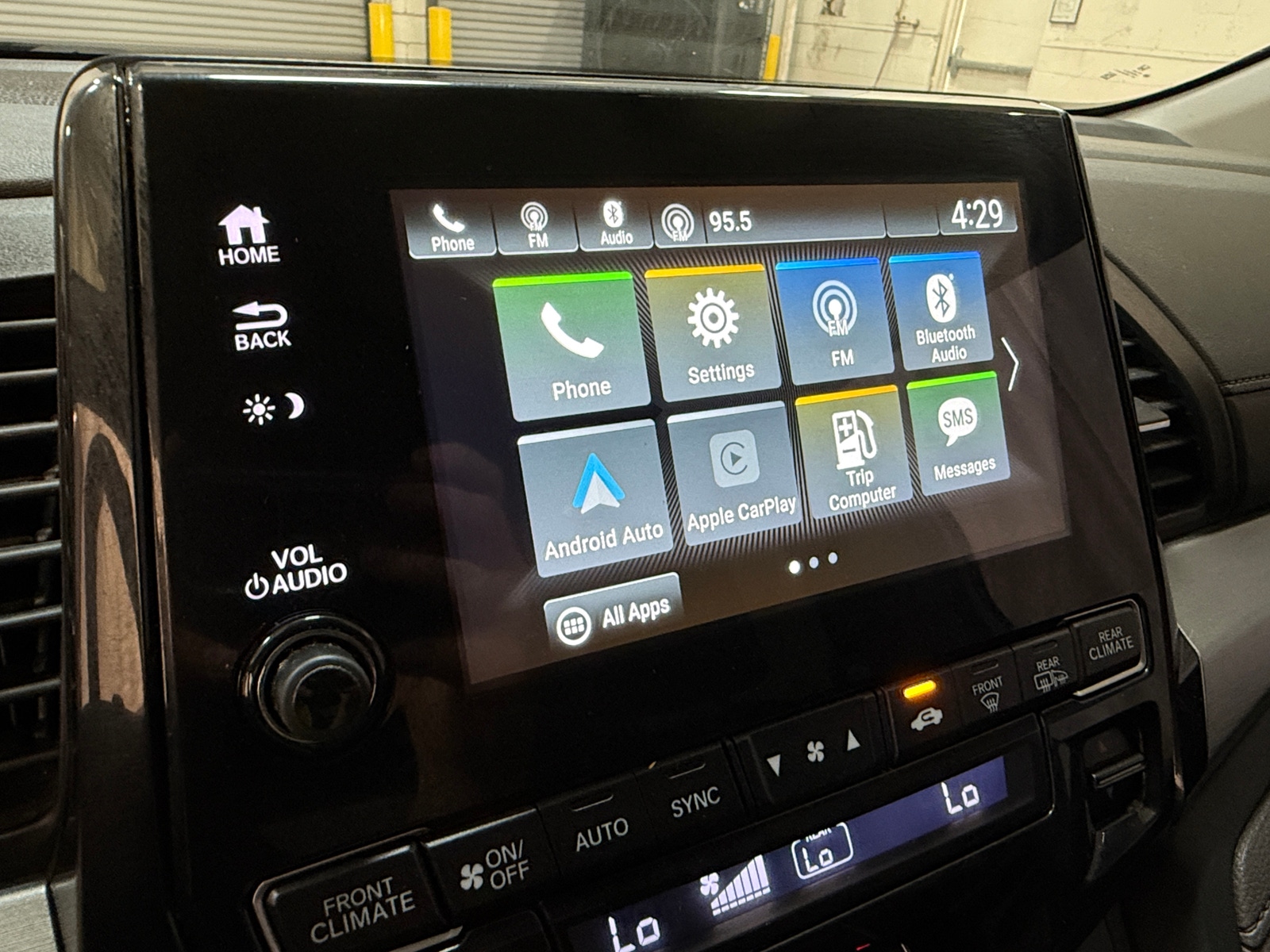 Thumbnail: 2020 Honda Odyssey - 4